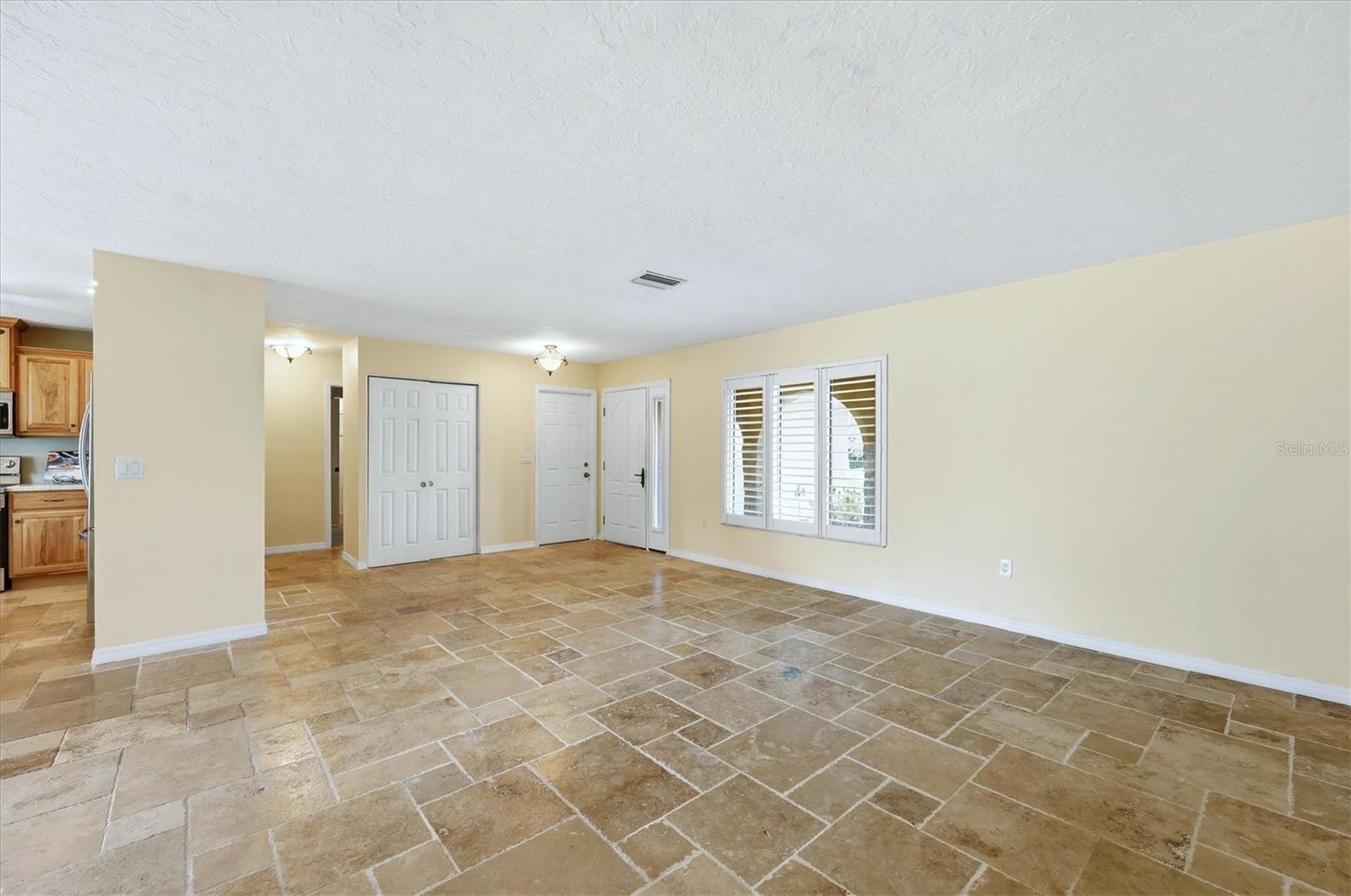 6007 9TH AVE W