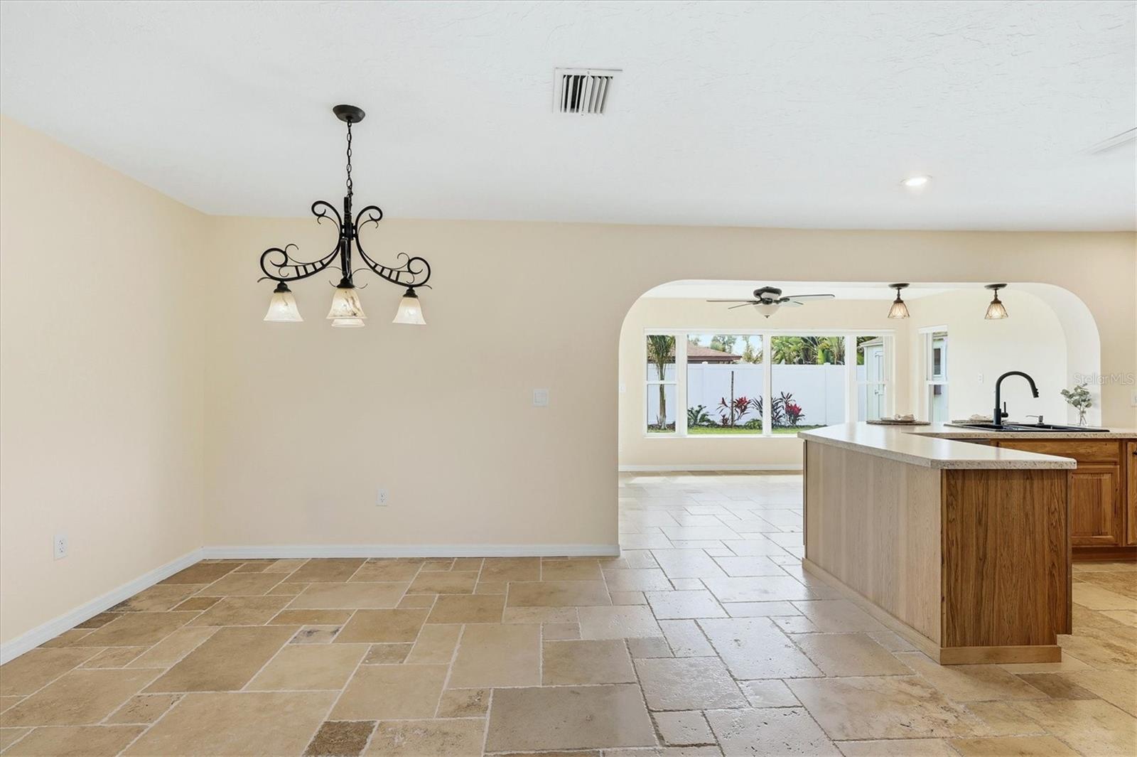 6007 9TH AVE W