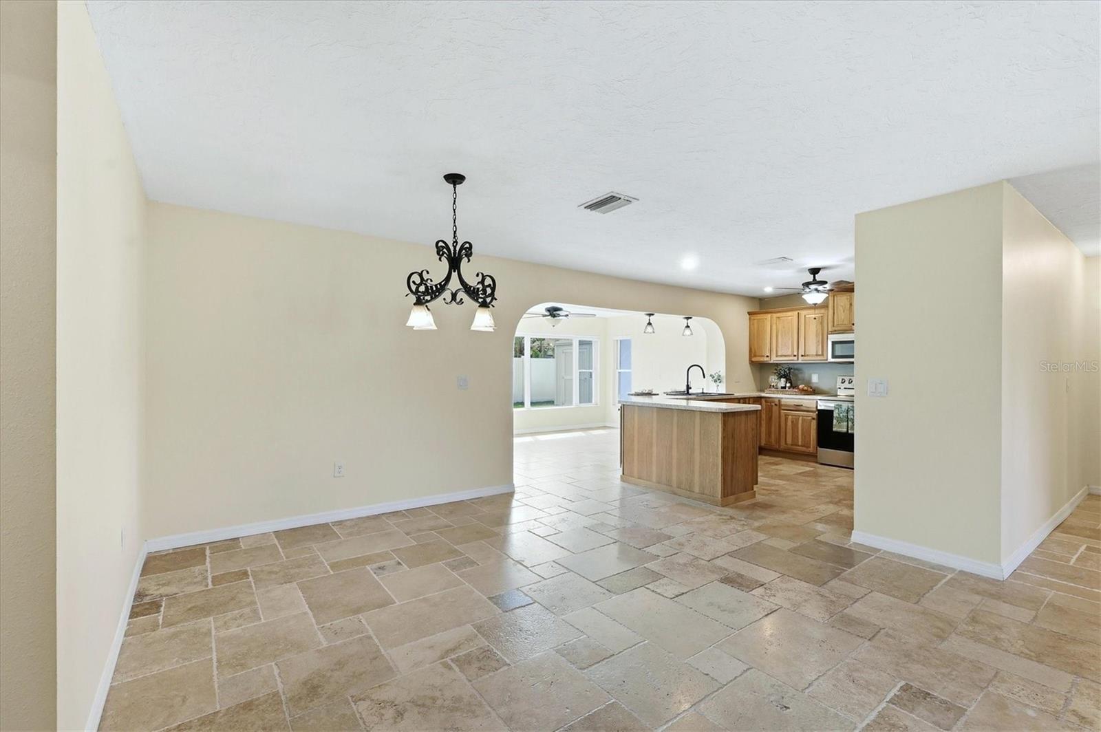 6007 9TH AVE W