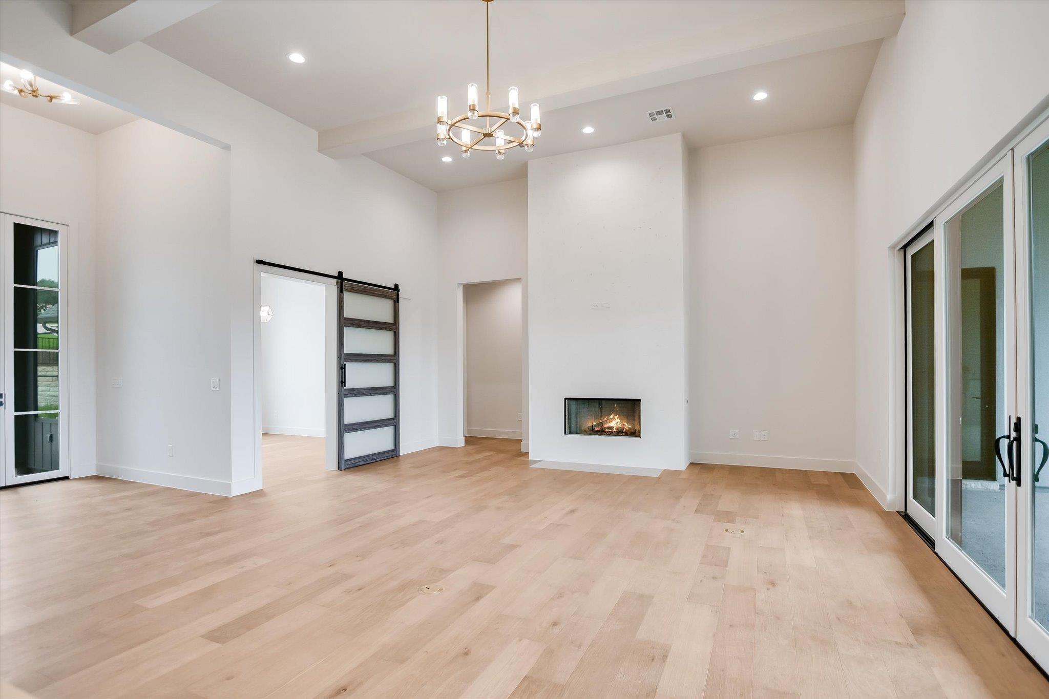 402 Sweet Grass LN