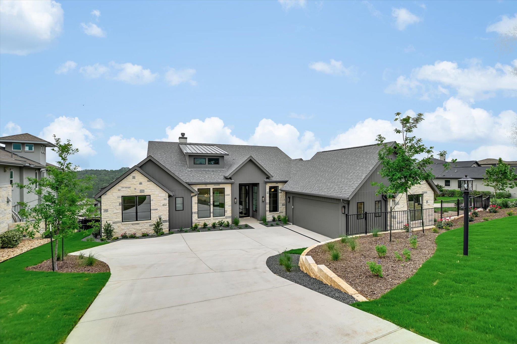 402 Sweet Grass LN