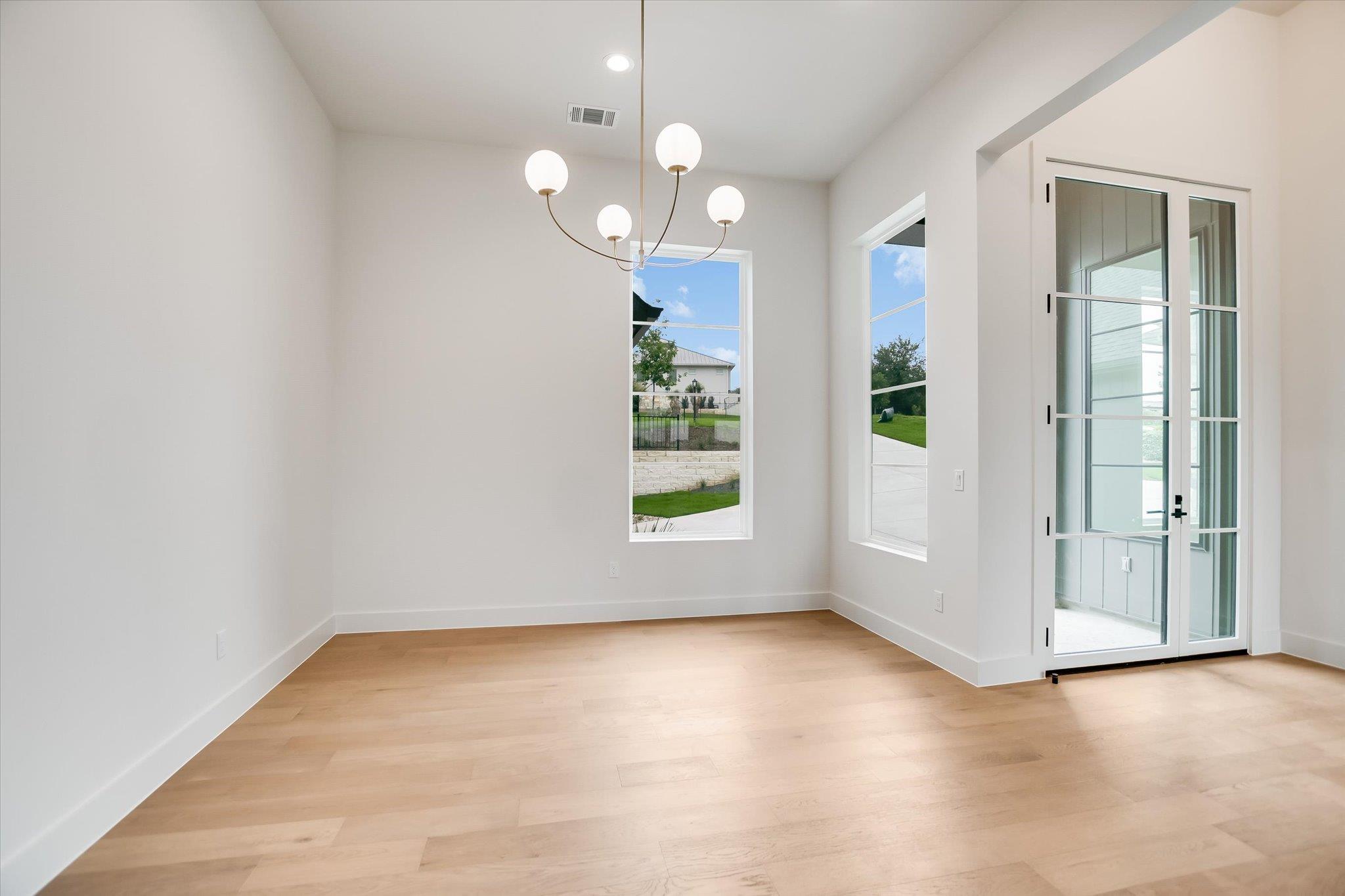 402 Sweet Grass LN