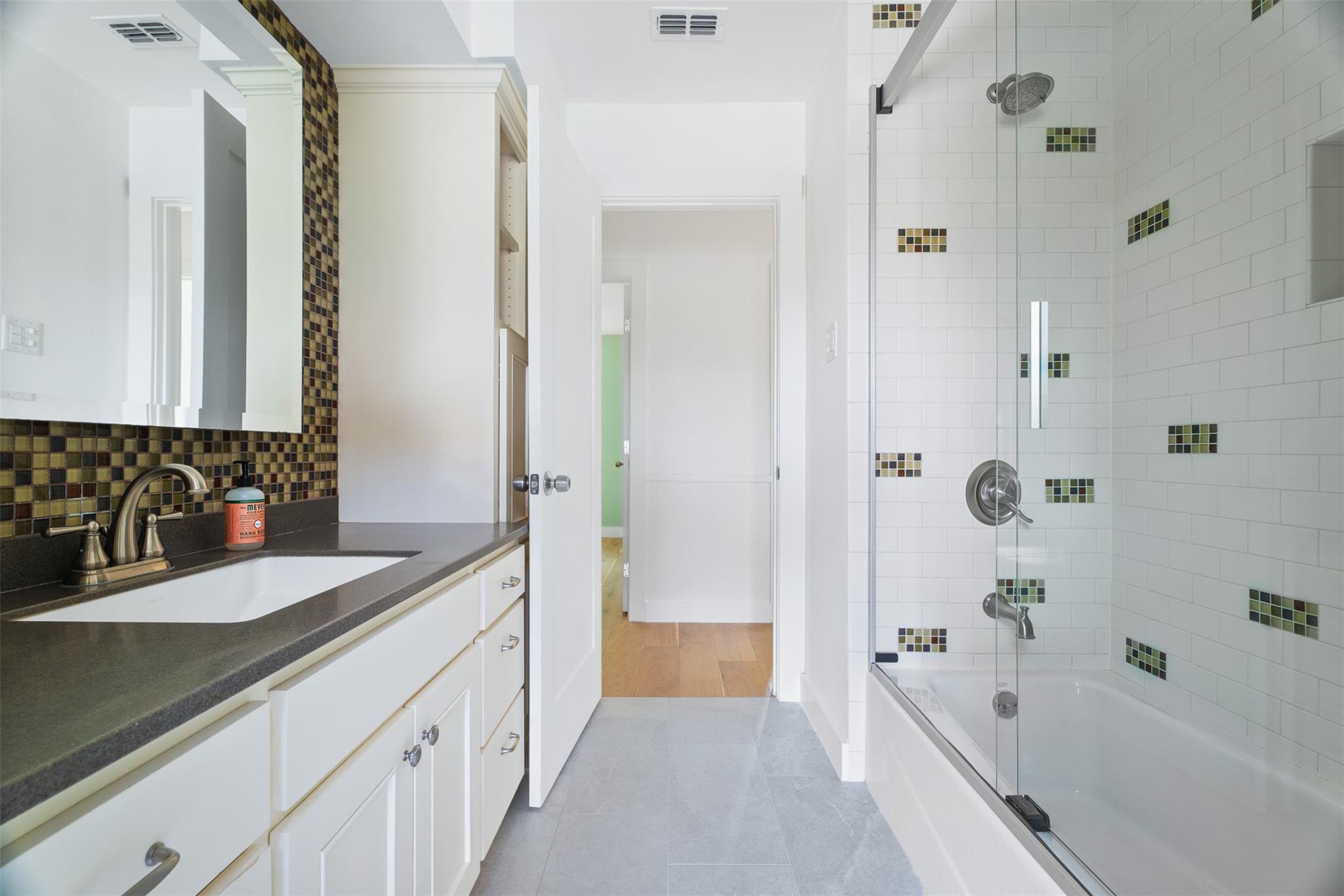 2406 Rock Terrace CIR