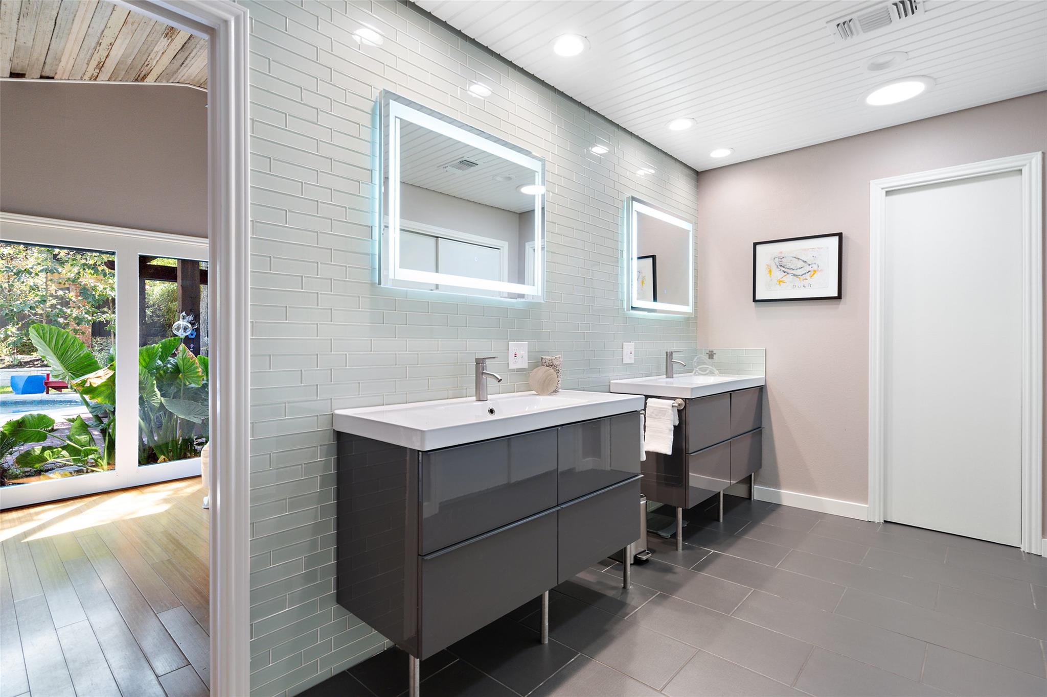 2406 Rock Terrace CIR