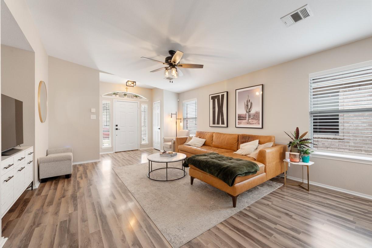 2604 James Bausch LN