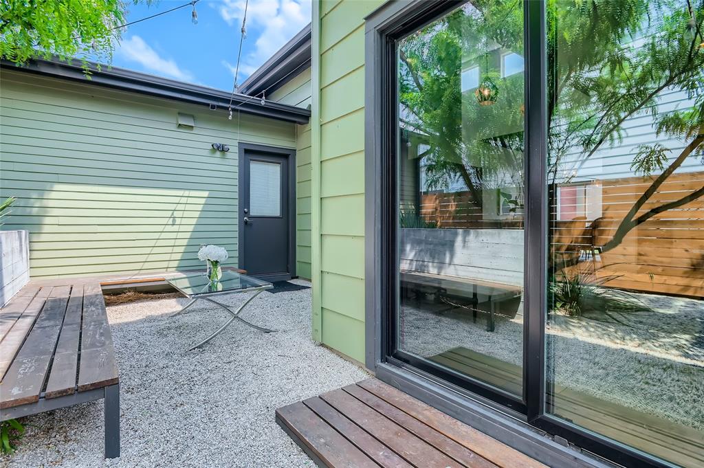 3006 Garden Villa LN