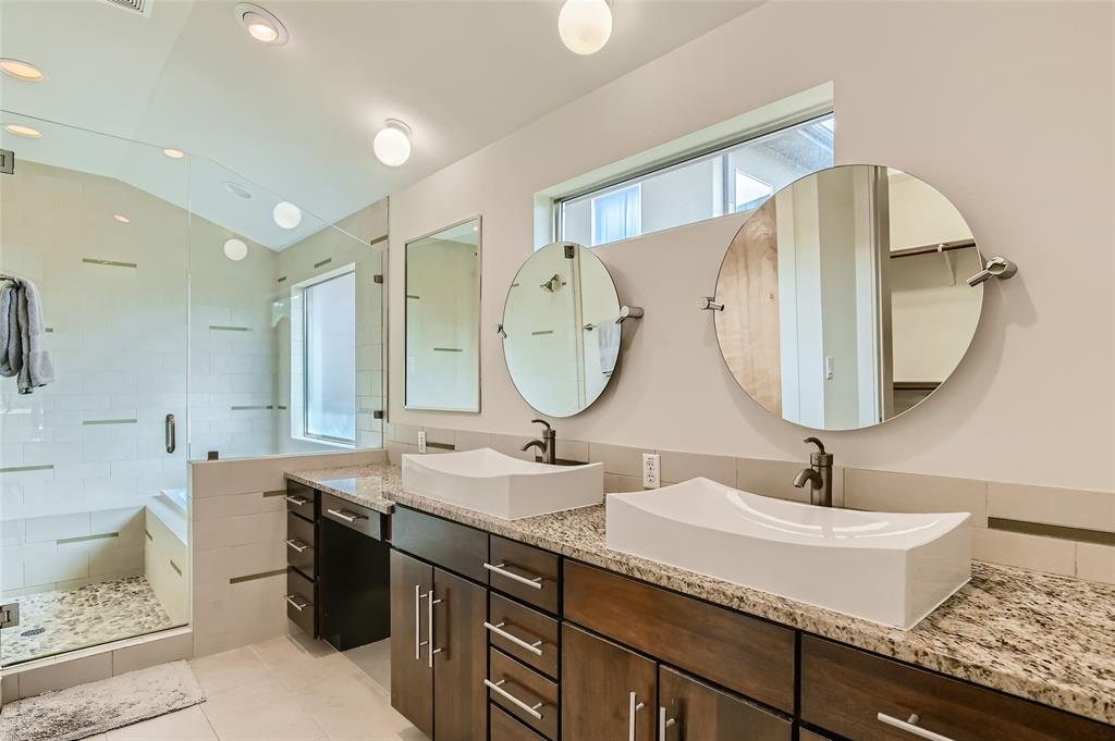 3006 Garden Villa LN