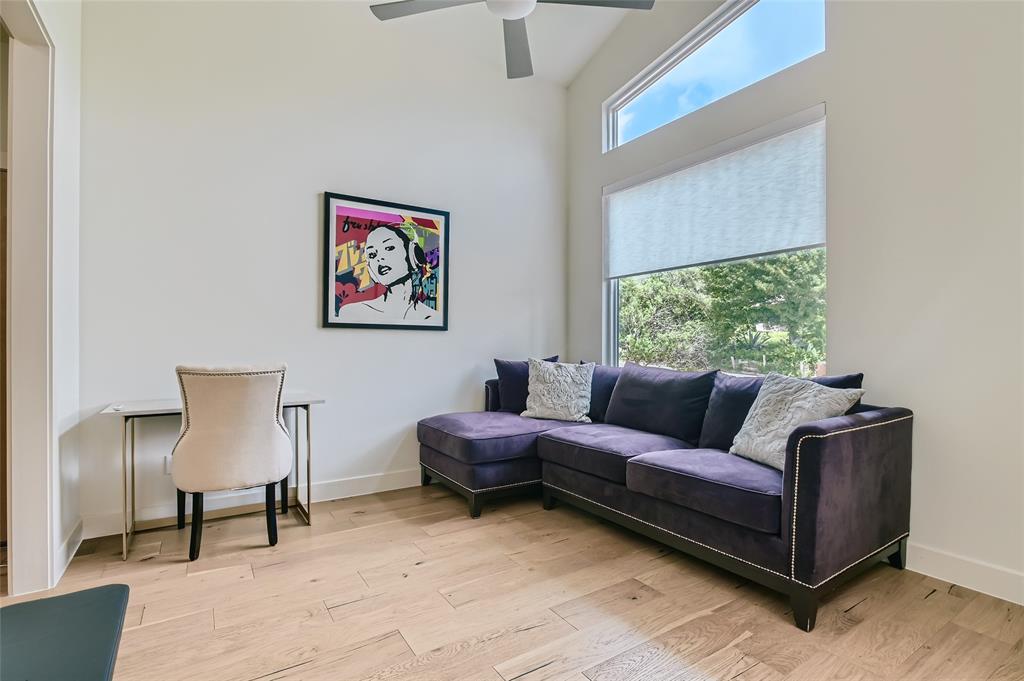 3006 Garden Villa LN