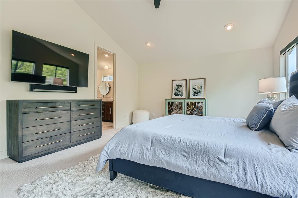 3006 Garden Villa LN