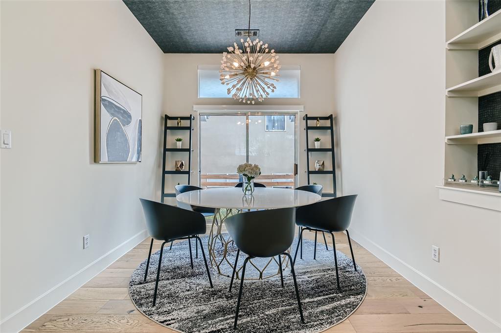 3006 Garden Villa LN