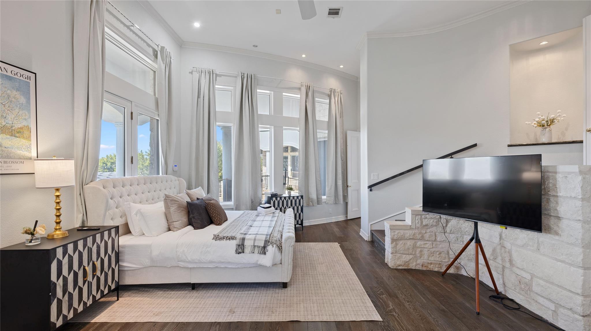 5509 Cuesta Verde