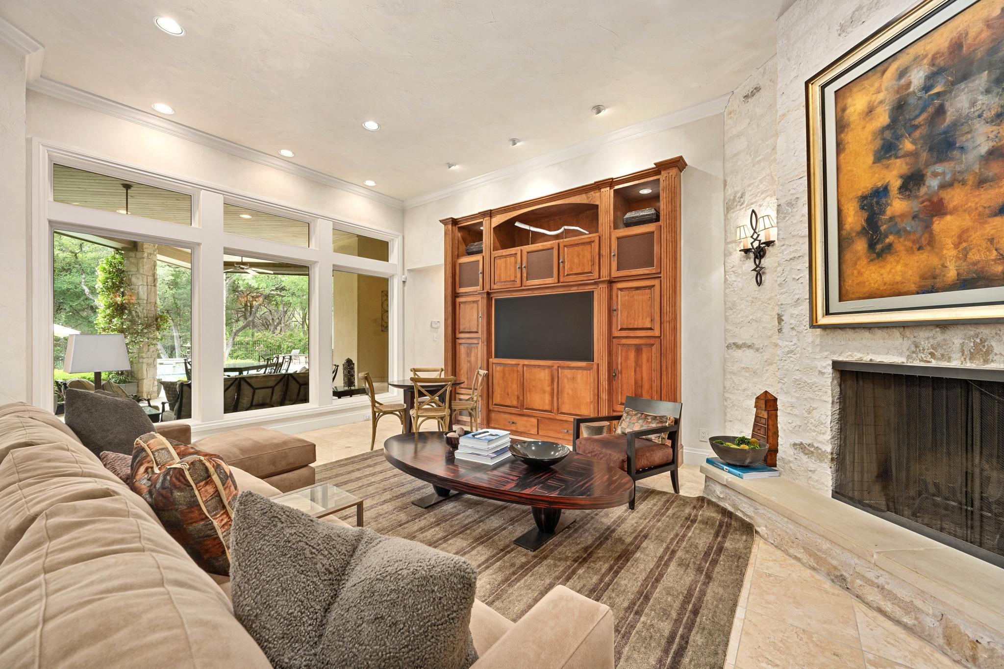 2808 Calaw CV