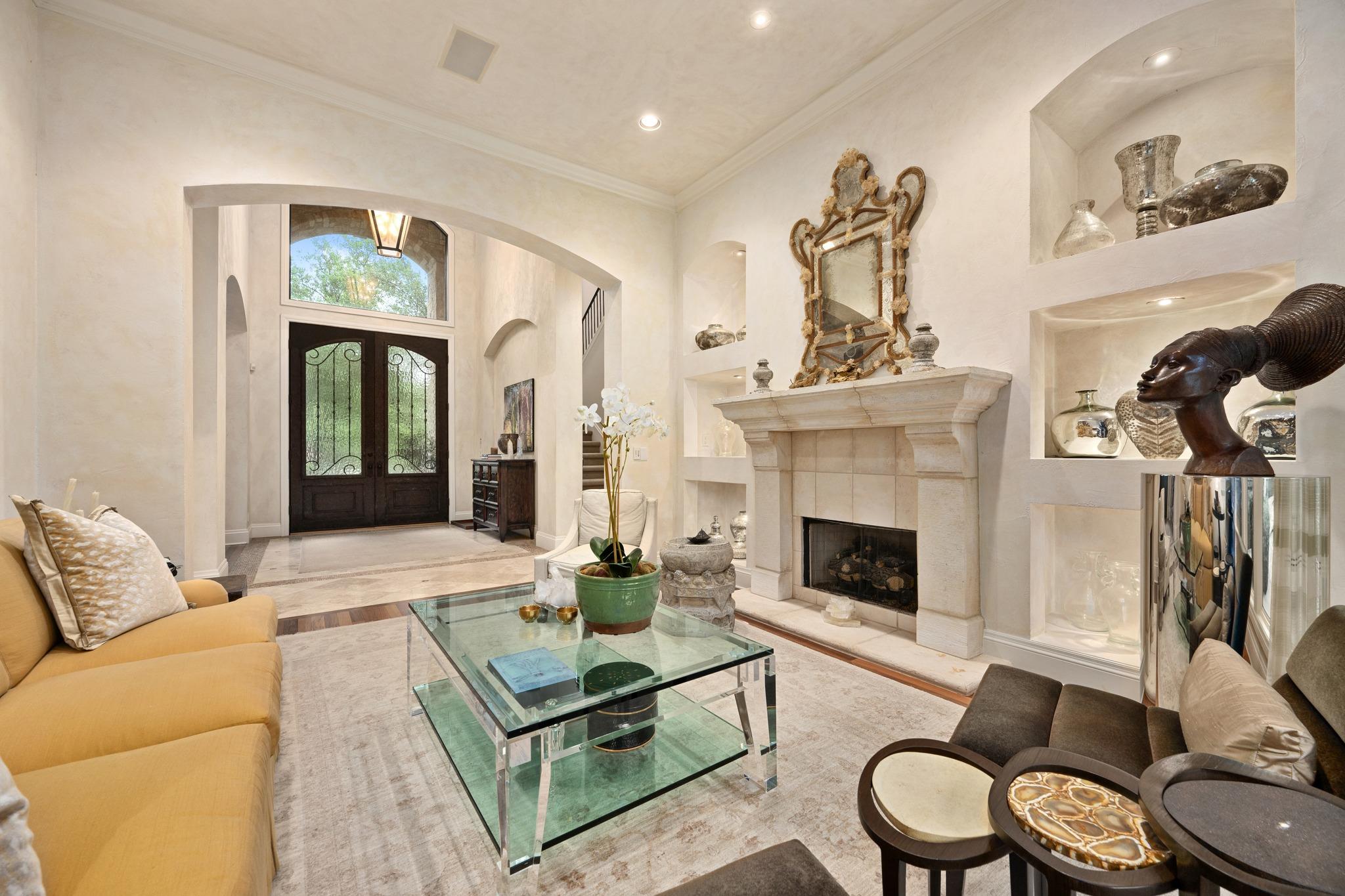 2808 Calaw CV