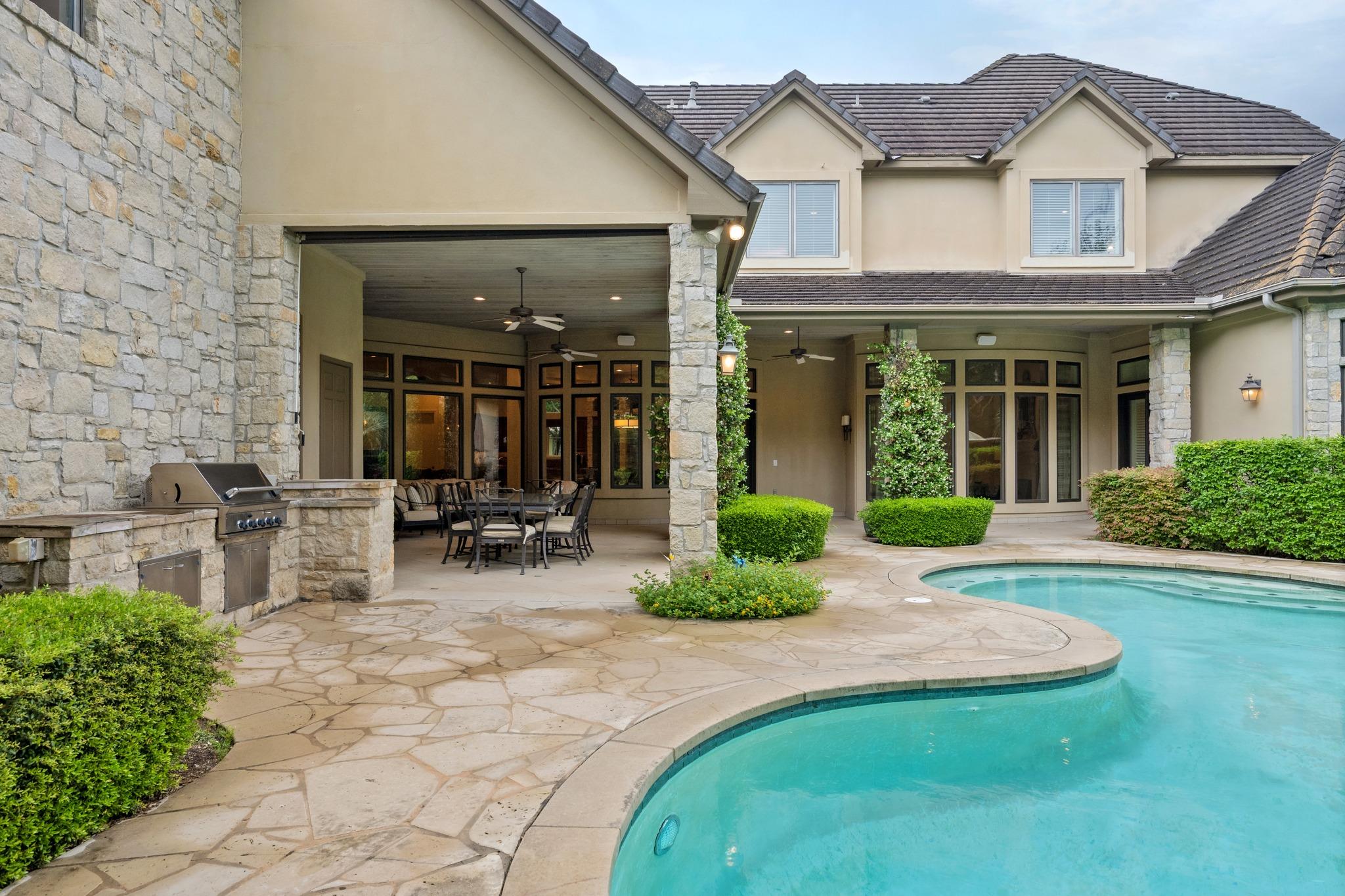 2808 Calaw CV