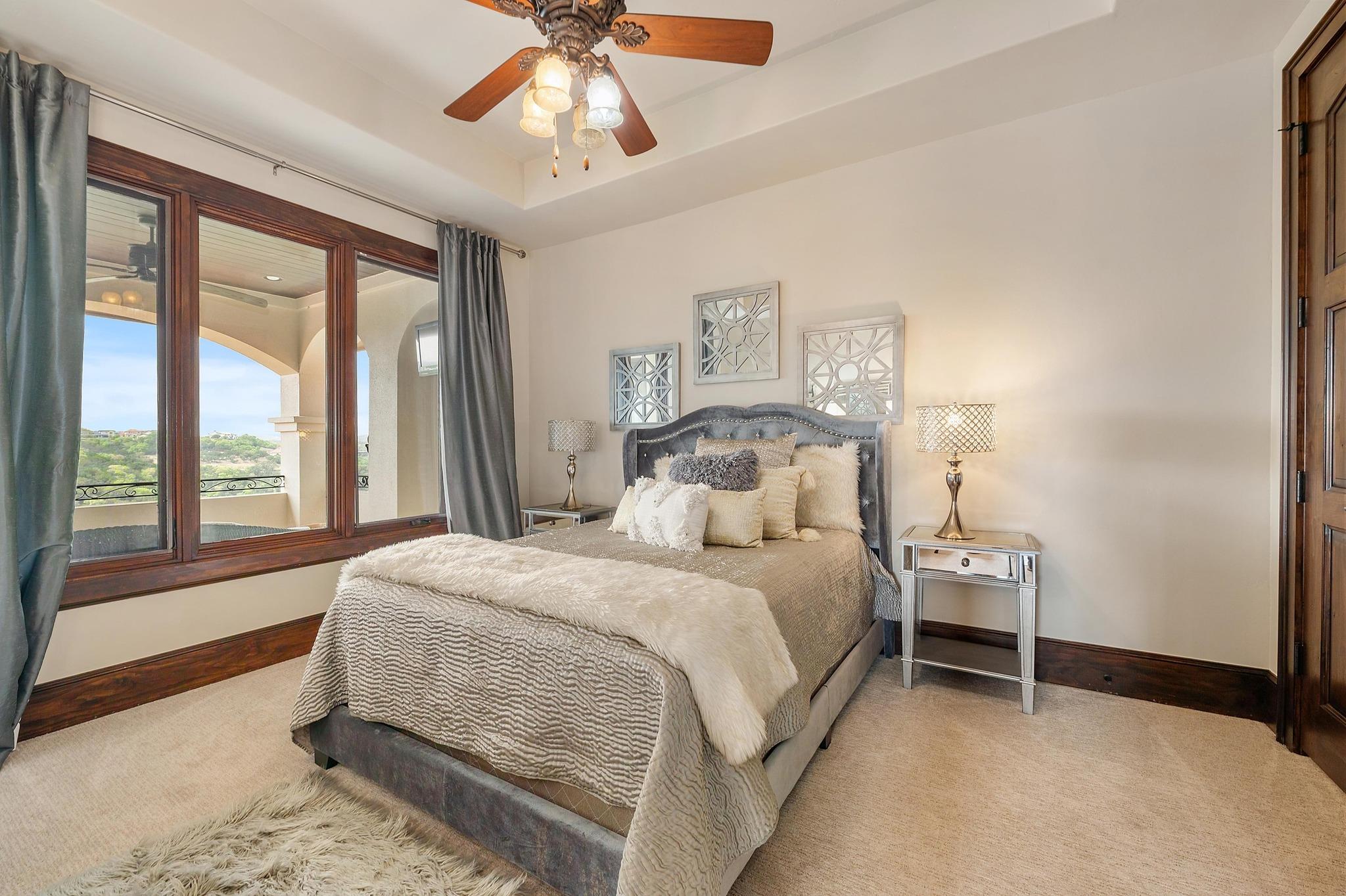 219 CANYON TURN TRL