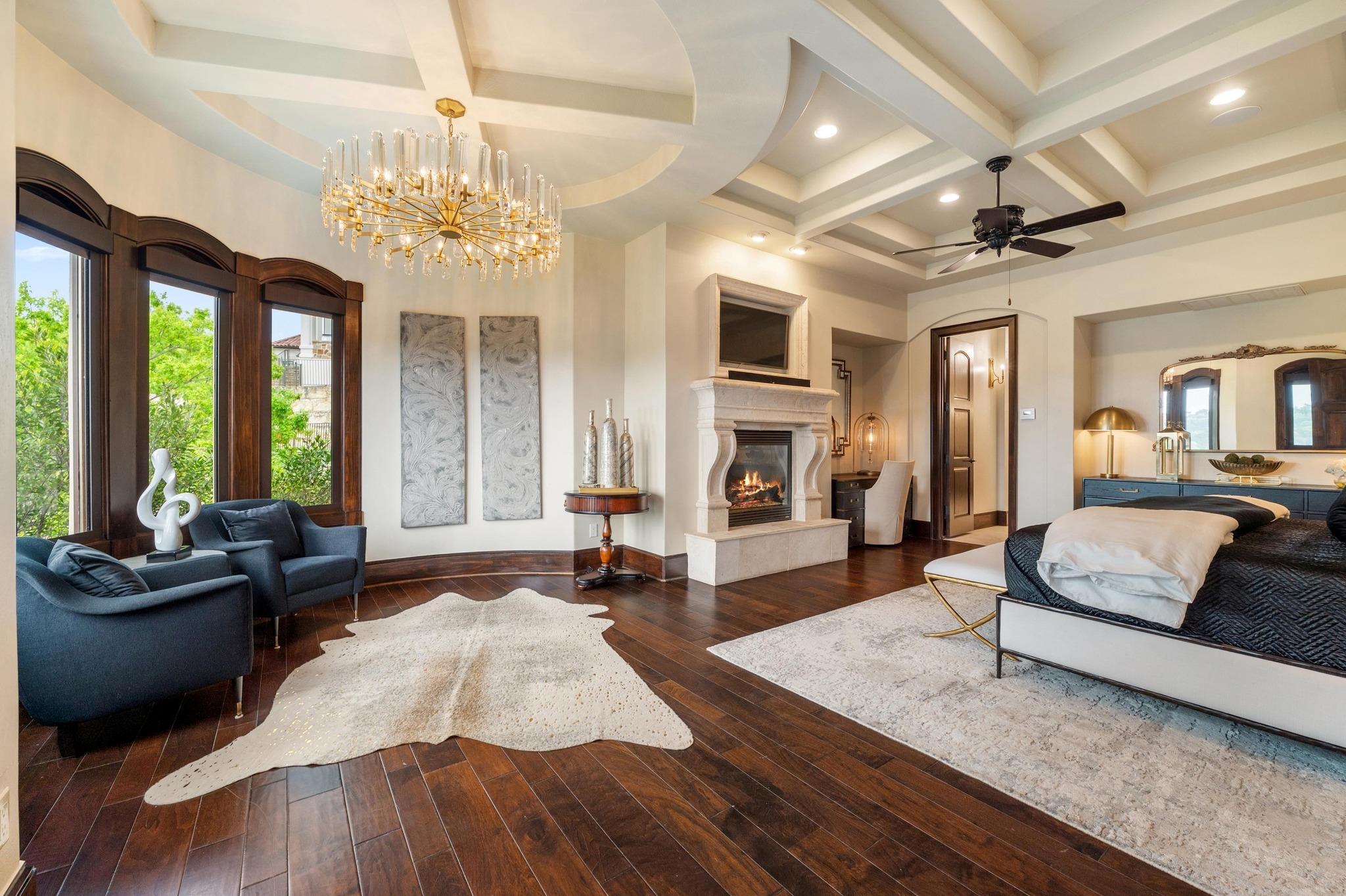 219 CANYON TURN TRL