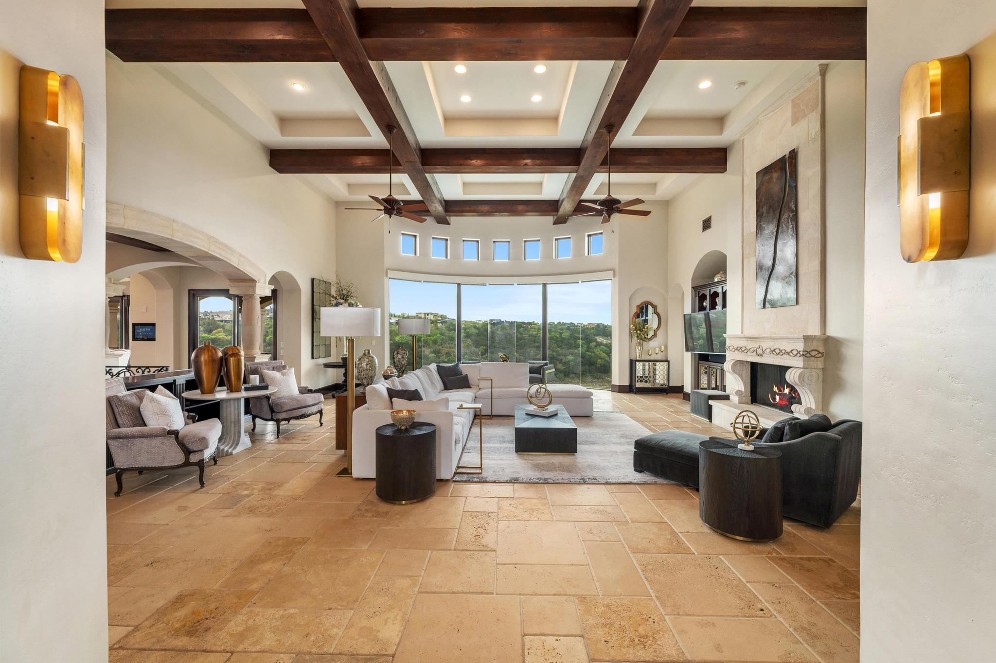 219 CANYON TURN TRL