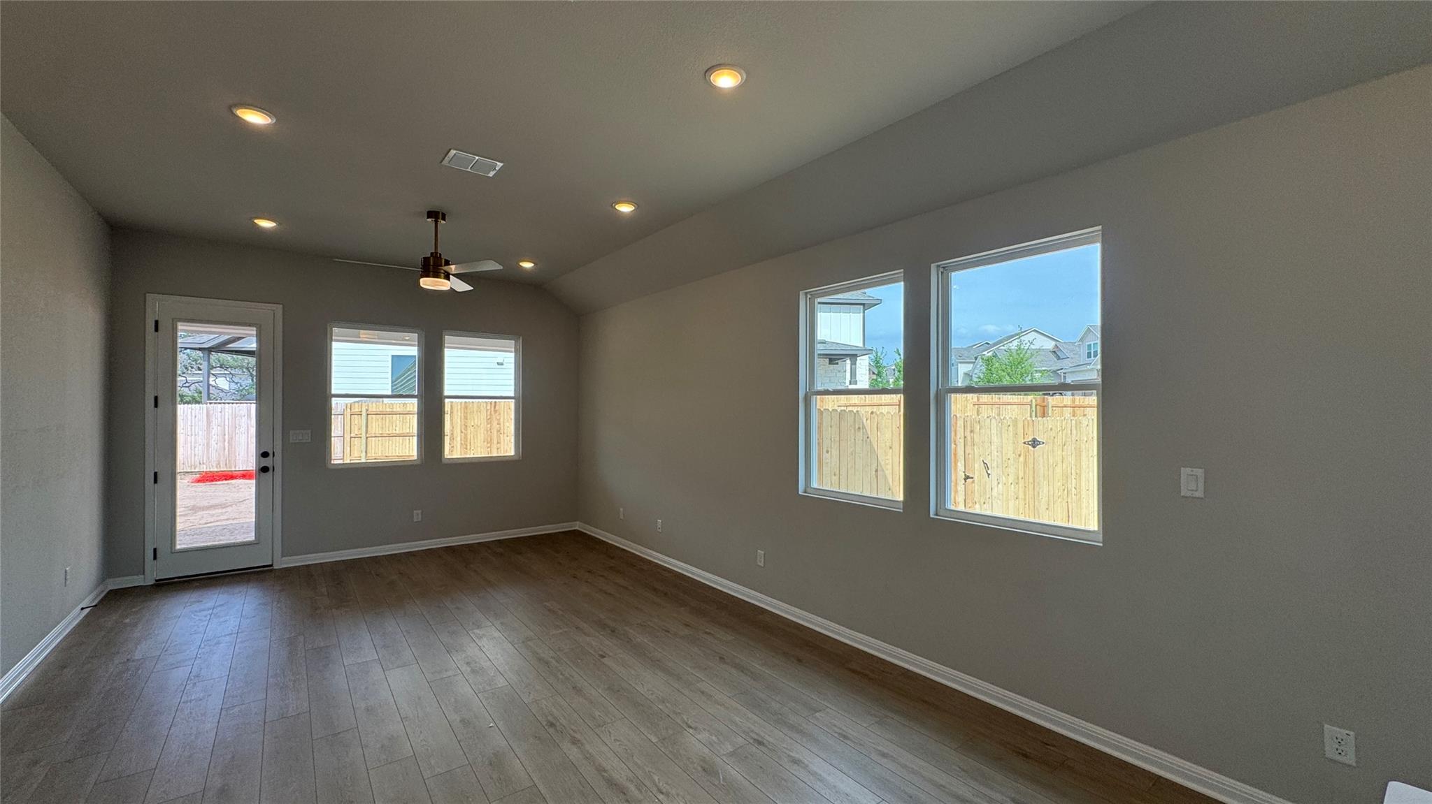 181 Ranier WAY