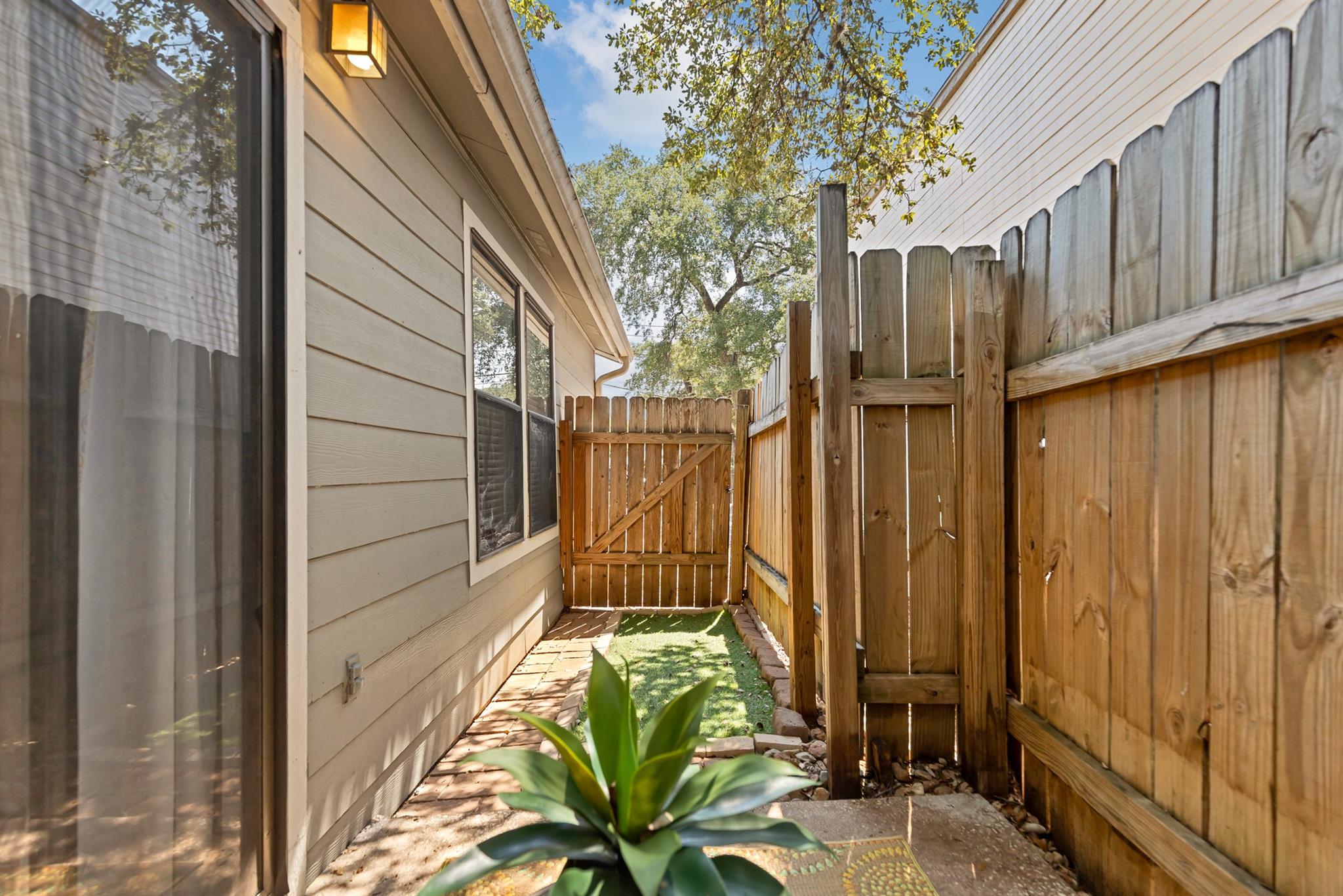 7825 Beauregard CIR # 3B