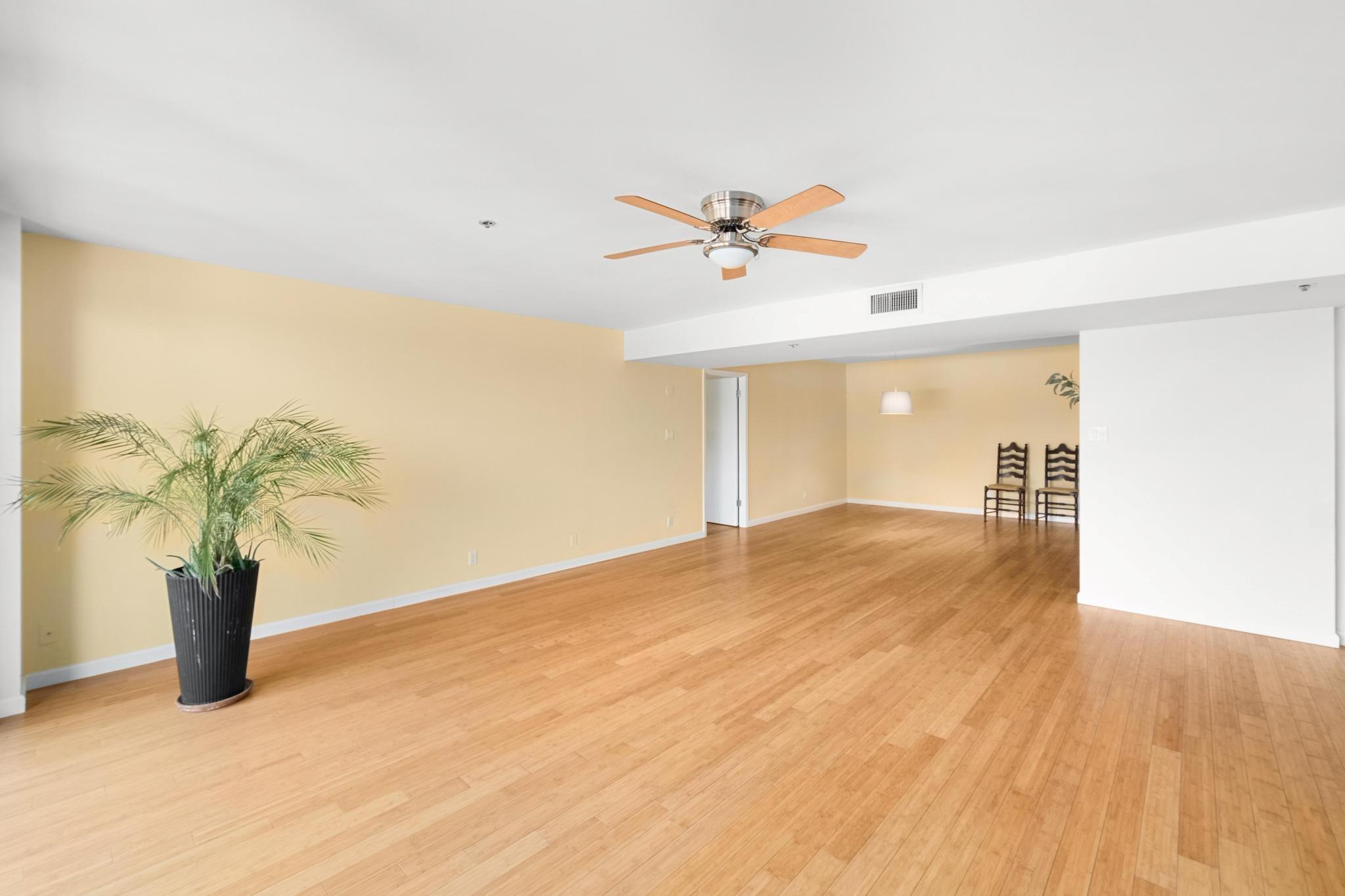 40 N Interstate 35 Unit: 3D3