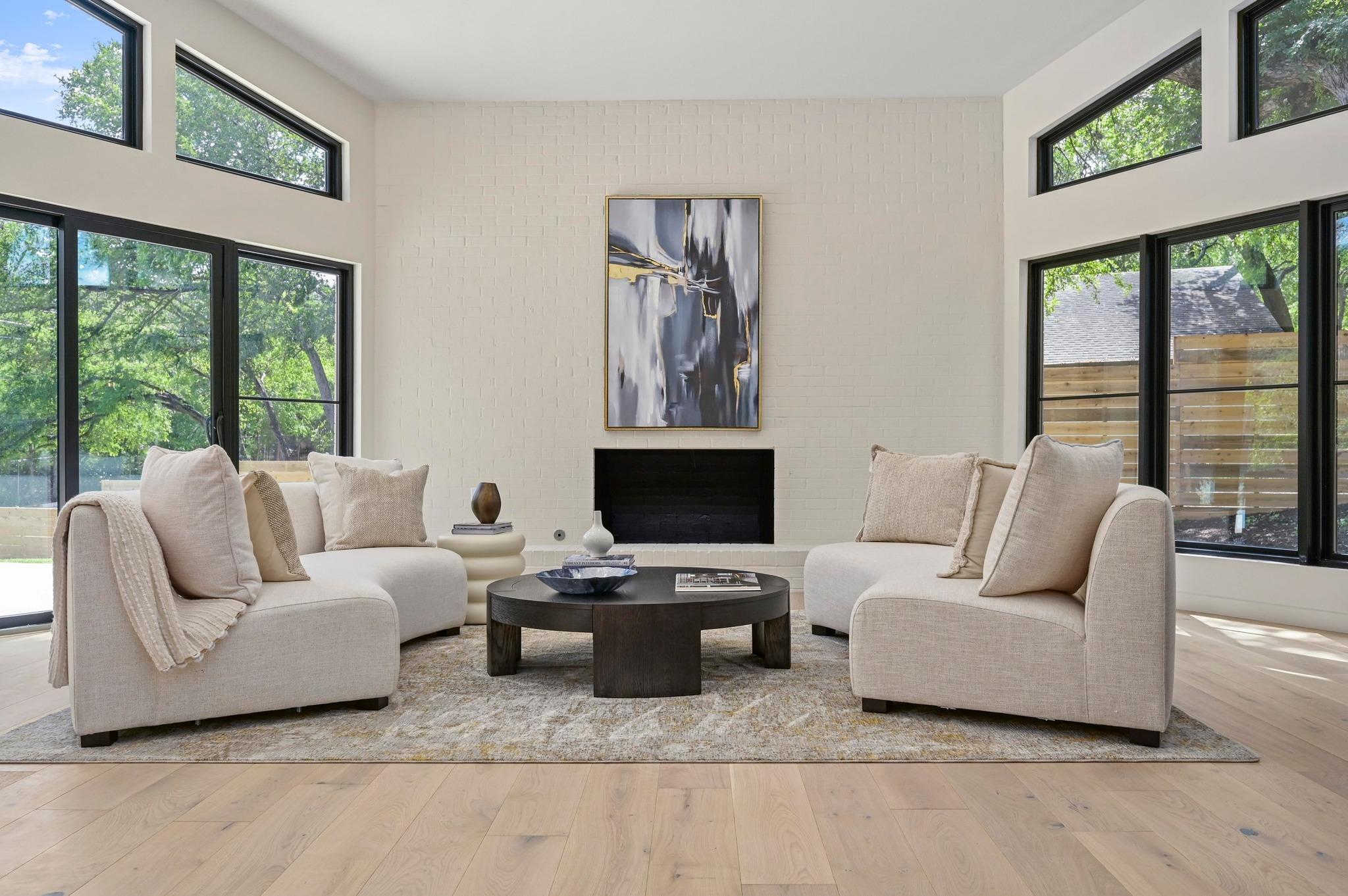 2001 Circle Haven