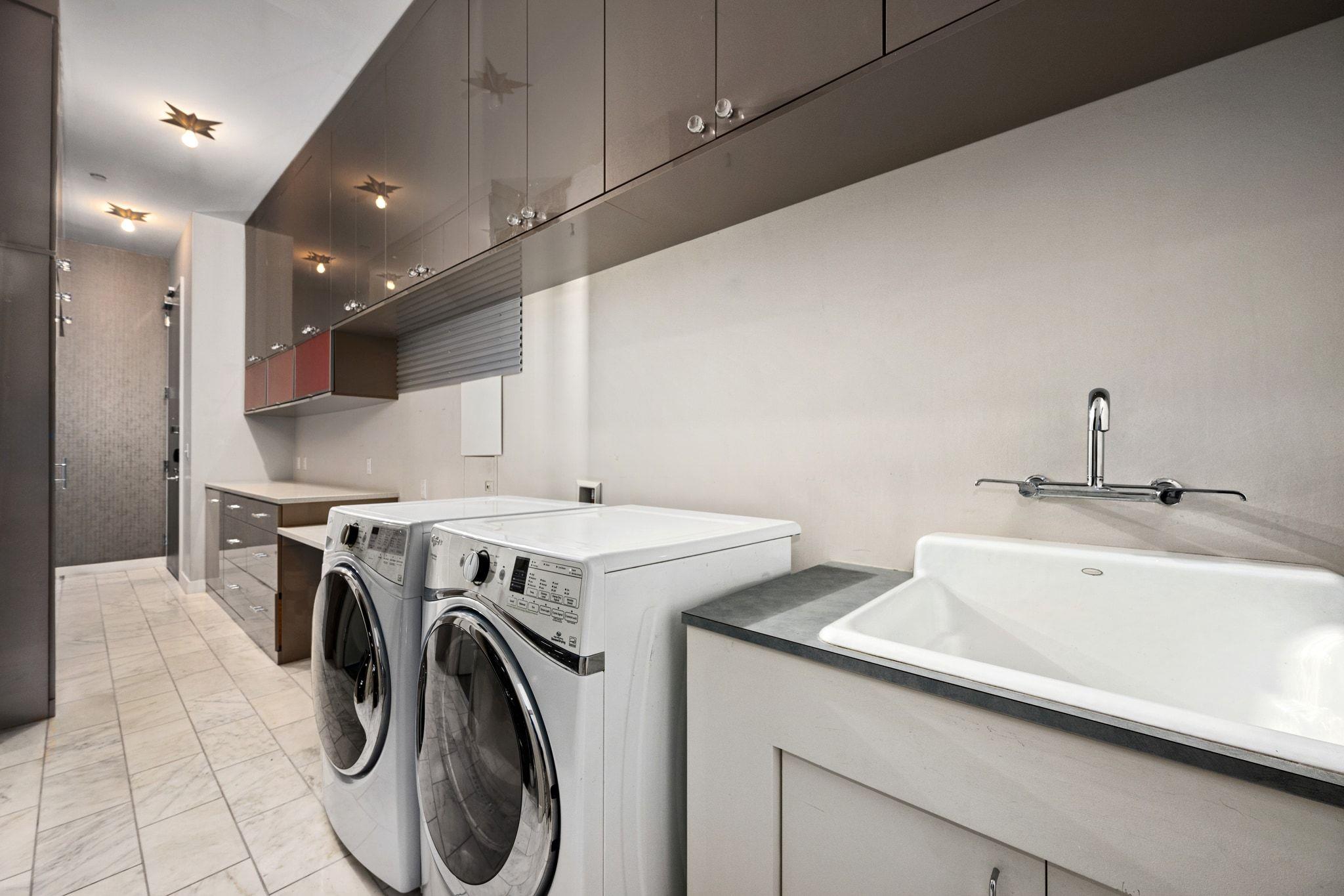 210 Lavaca ST # 3503