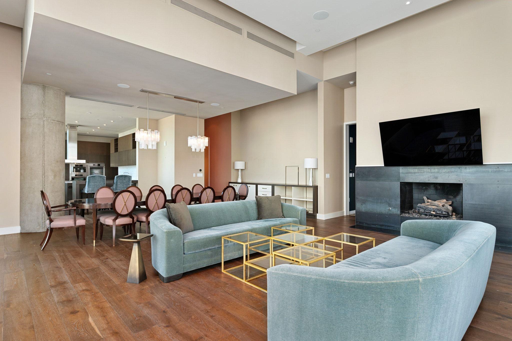 210 Lavaca ST # 3503