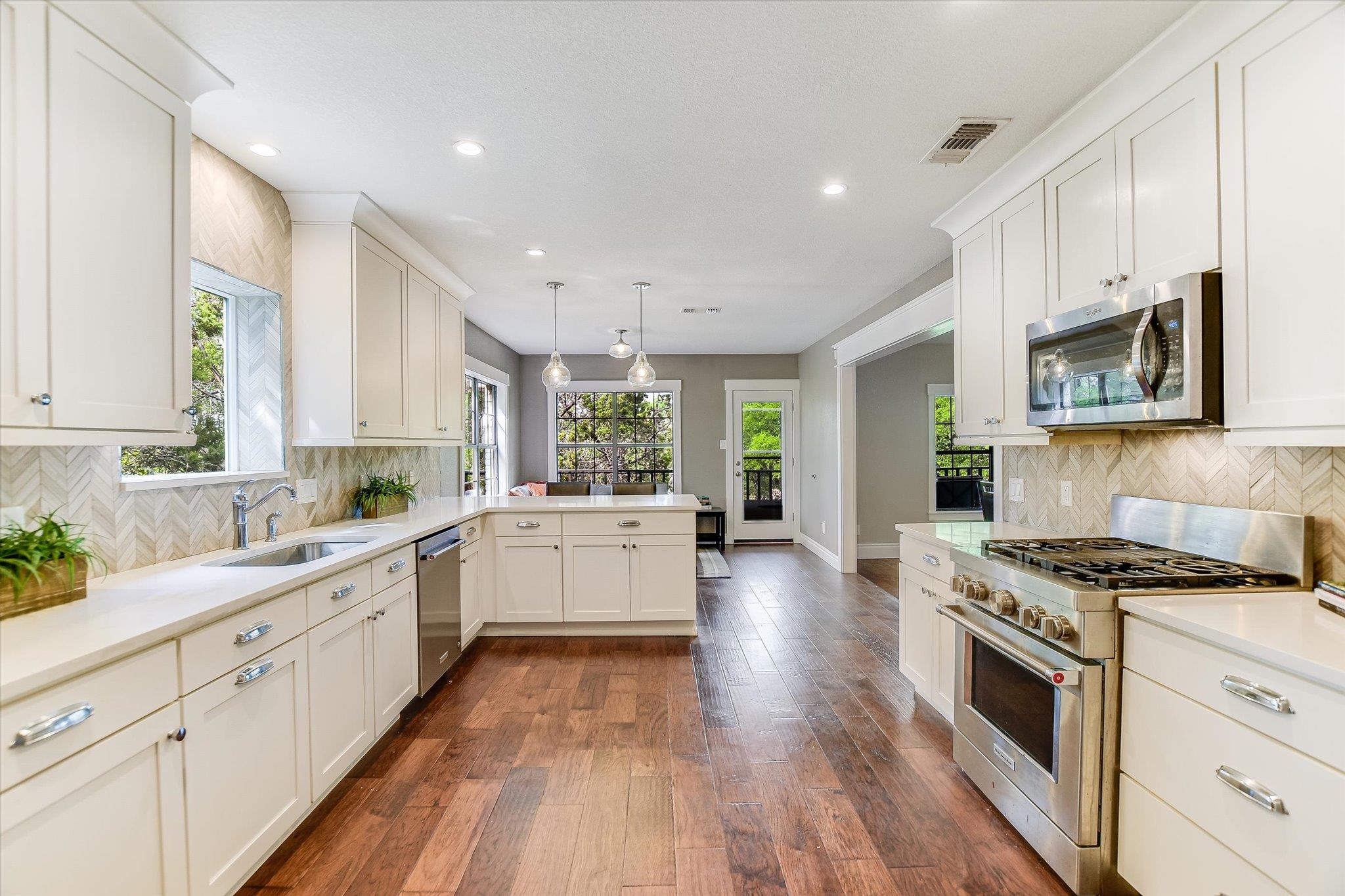 5400 Rain Creek PKWY