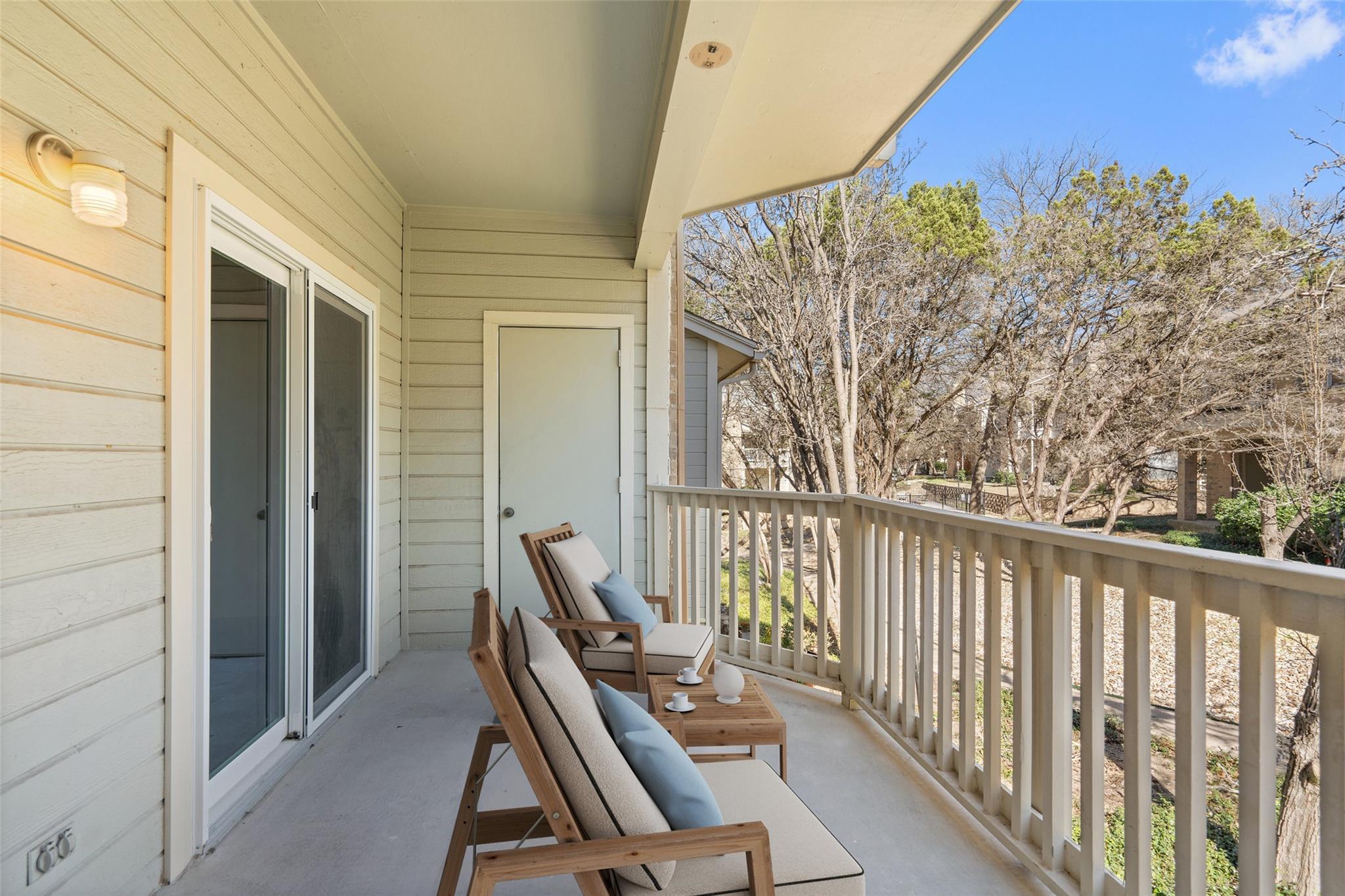 2450 Wickersham LN # 1307