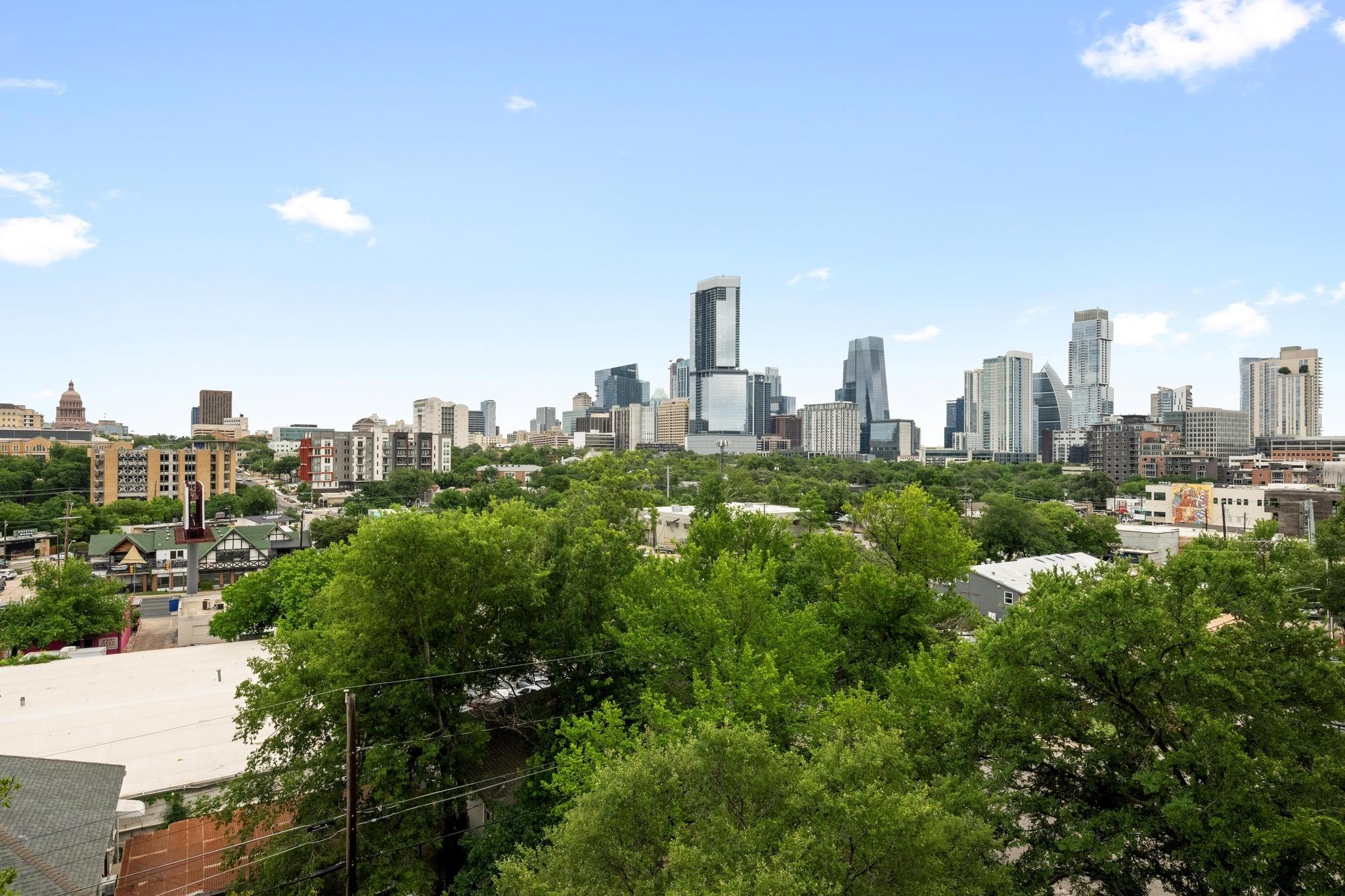 1200 BAYLOR ST # 403