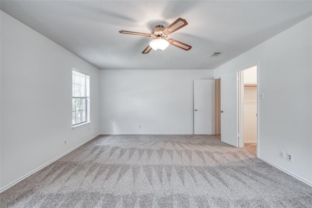 2117 Saratoga DR