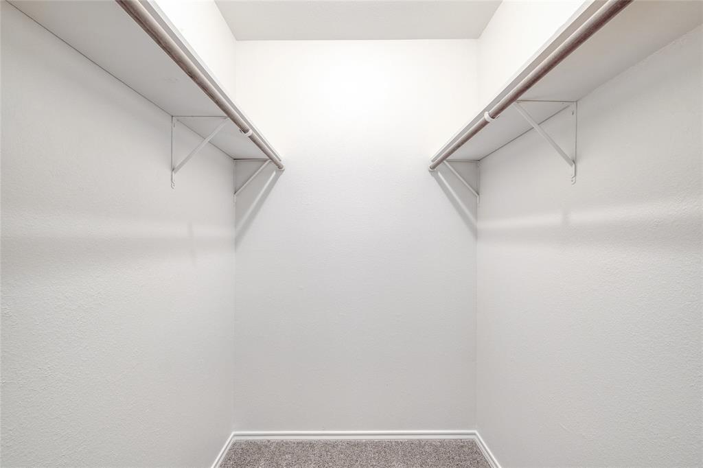 2117 Saratoga DR