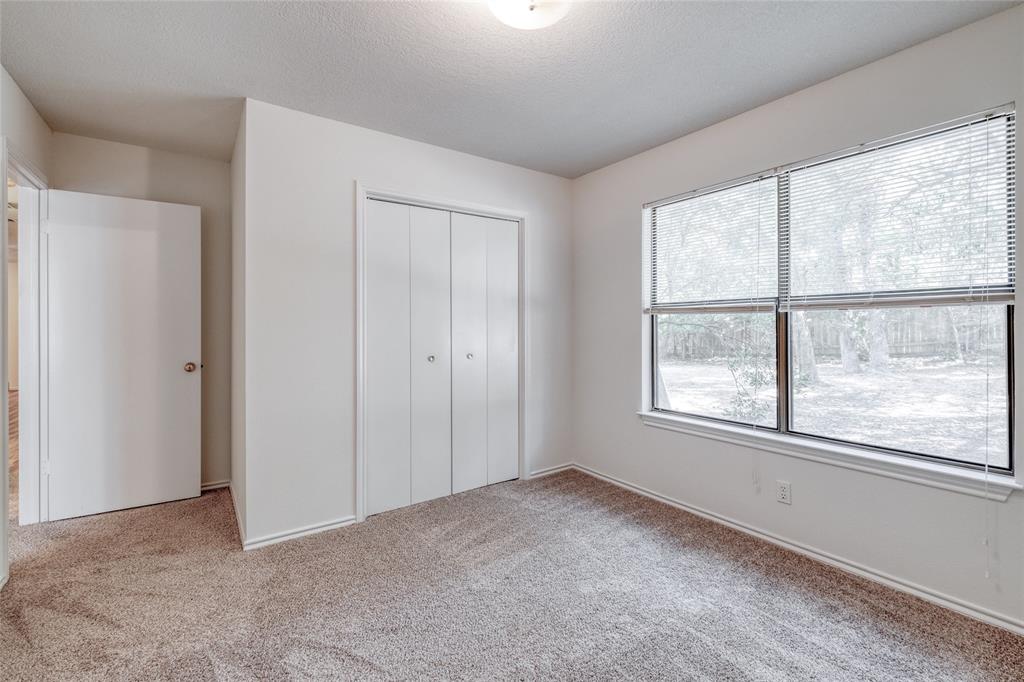 2117 Saratoga DR