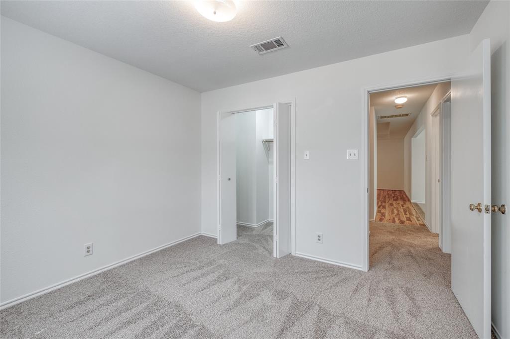 2117 Saratoga DR