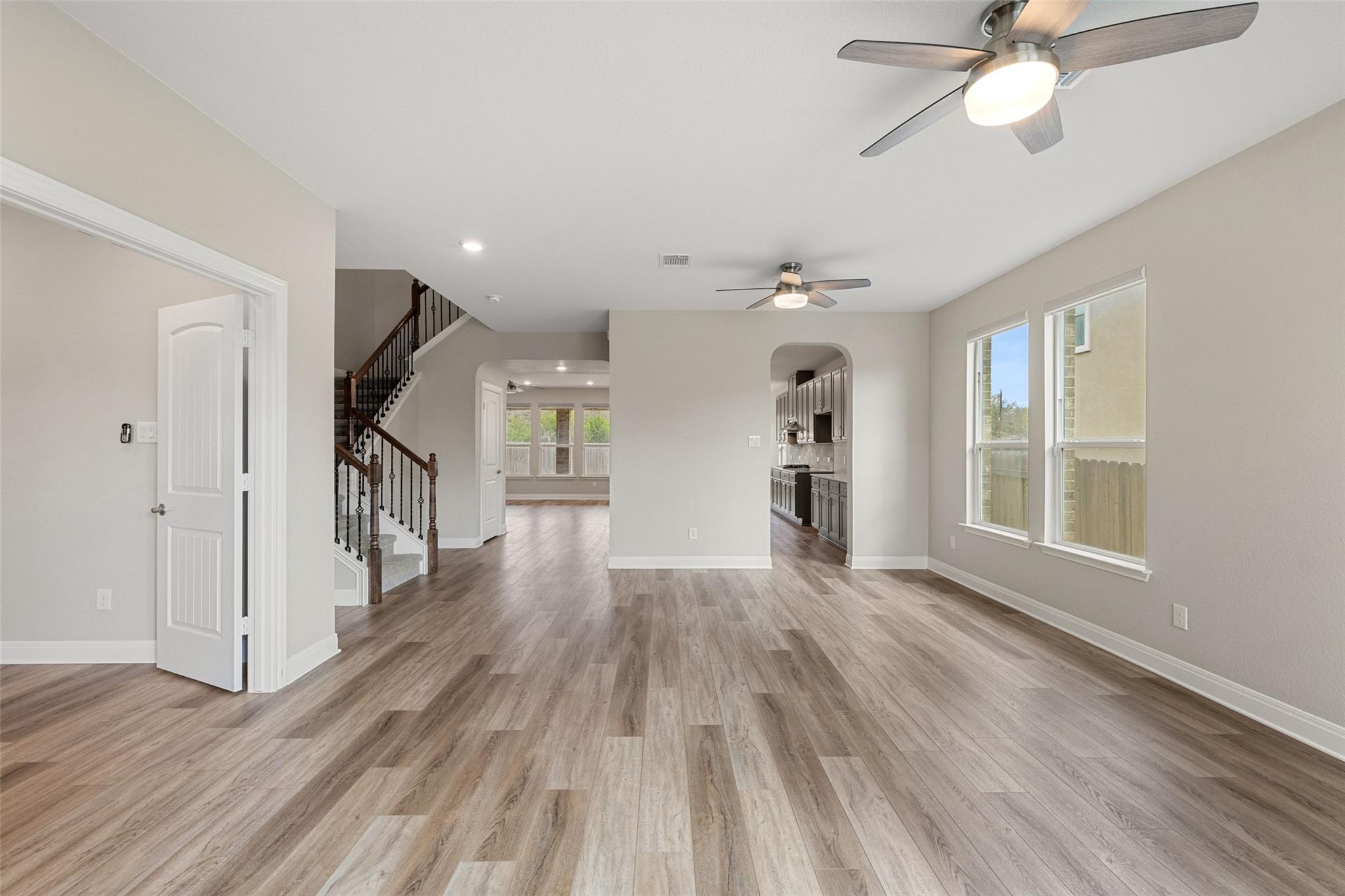 1709 Stinnett DR