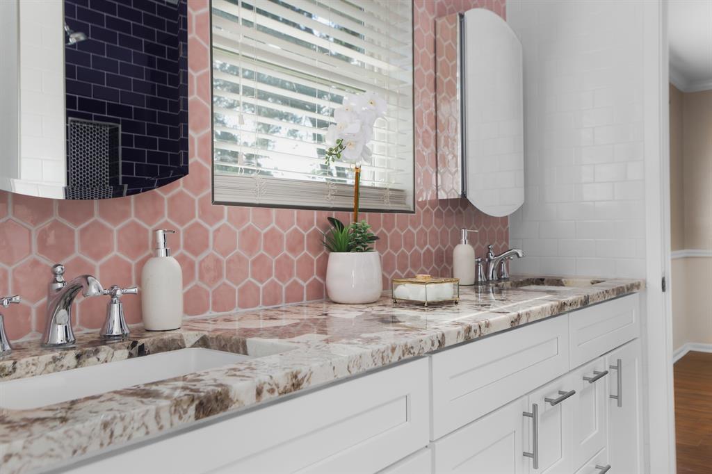 6006 Mountainclimb DR