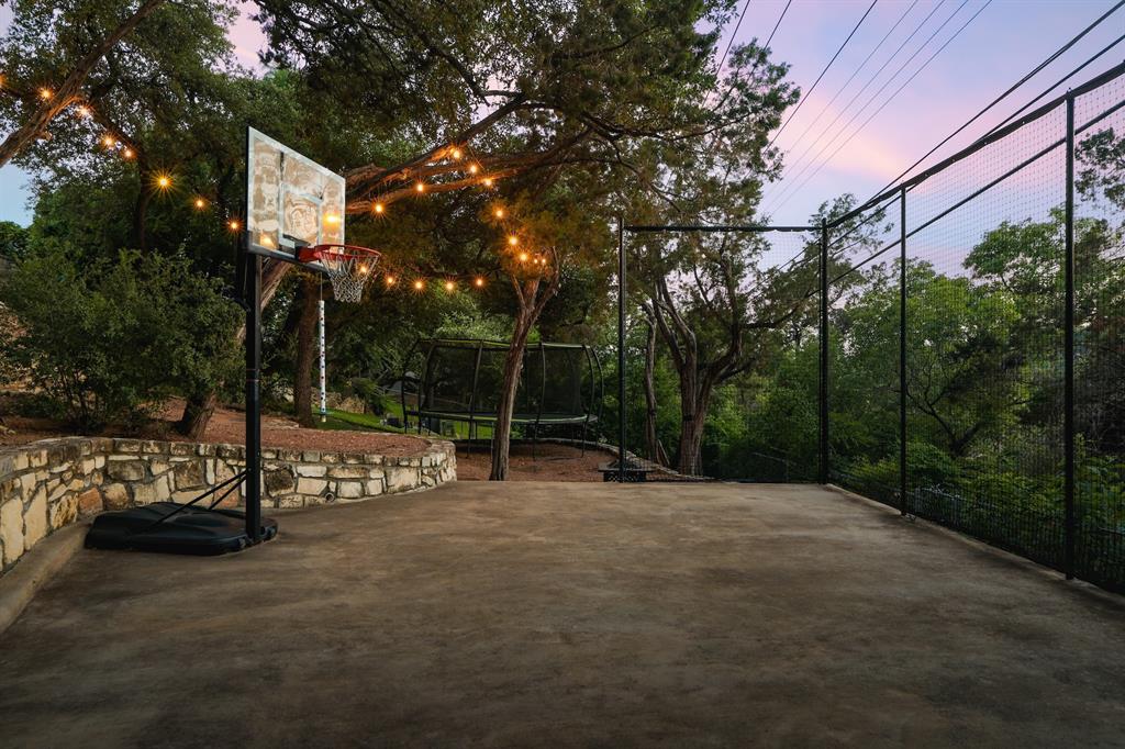 6006 Mountainclimb DR