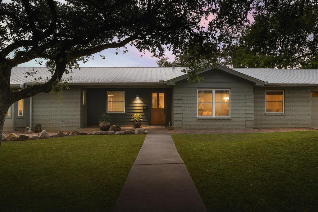 6006 Mountainclimb DR