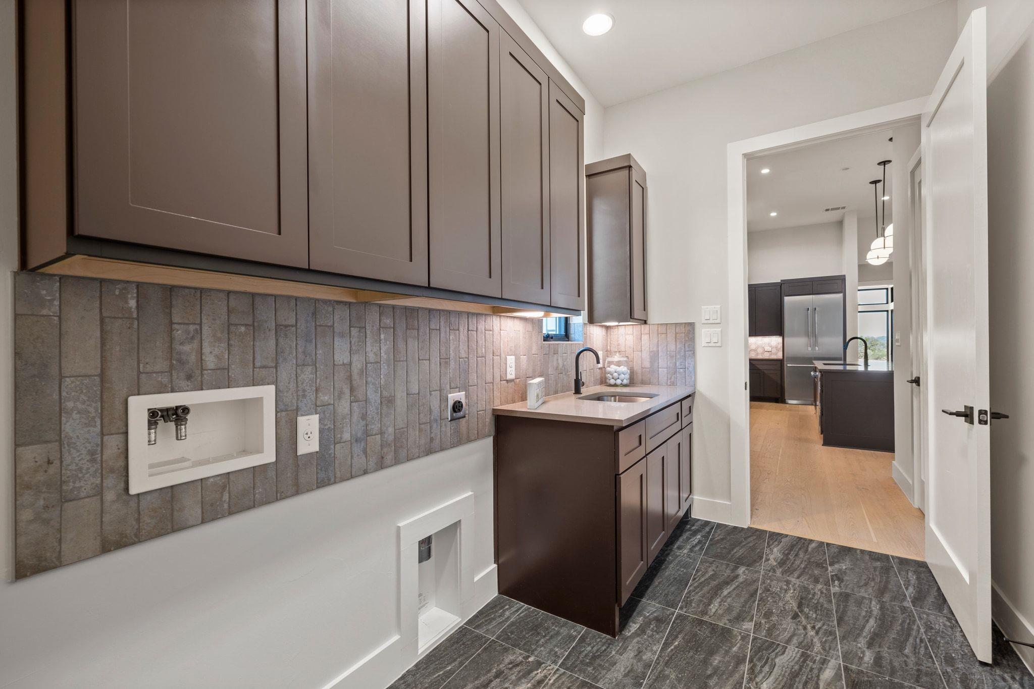 2308 KAHALA SUNSET DR