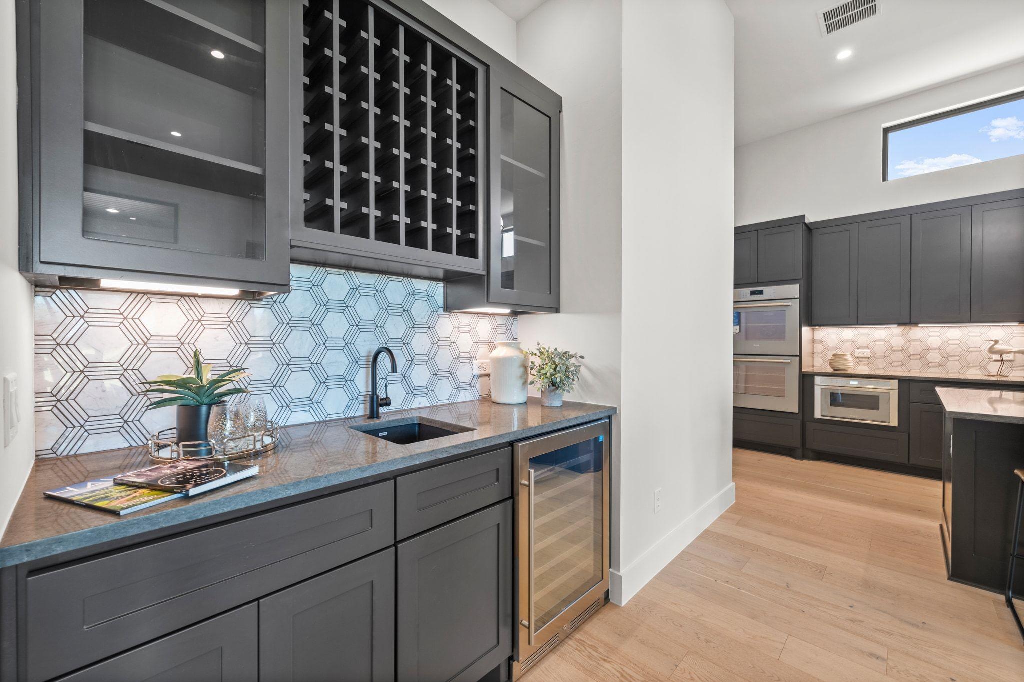 2308 KAHALA SUNSET DR