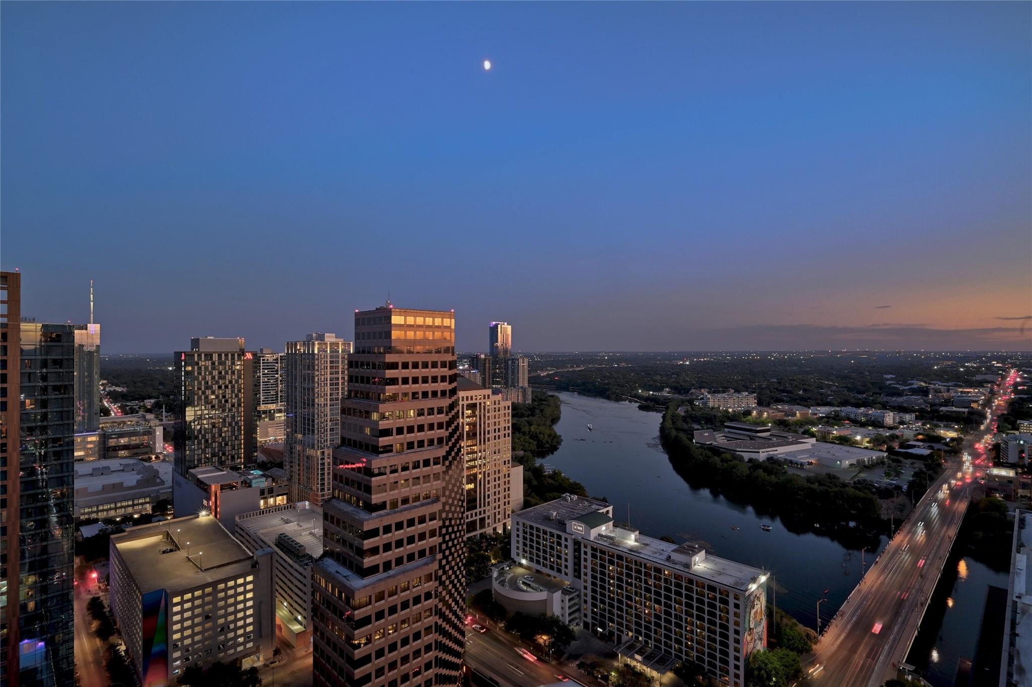 200 Congress Ave Unit: 32SE