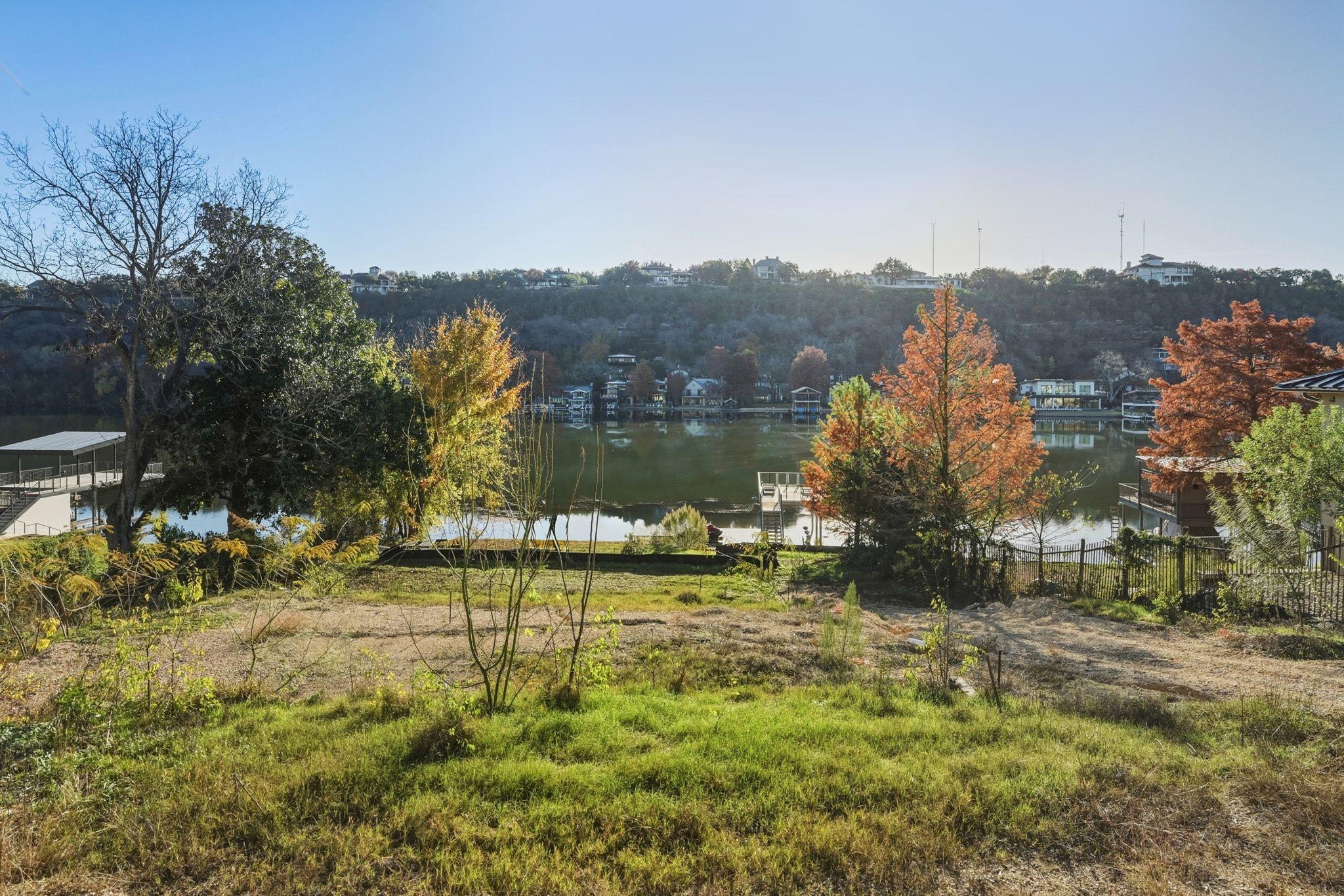 3607 Robbins RD