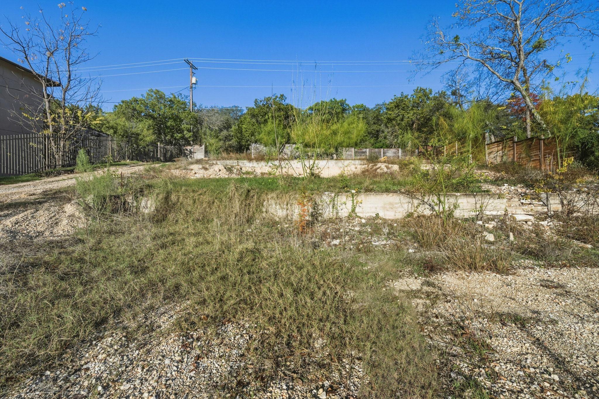 3607 Robbins RD