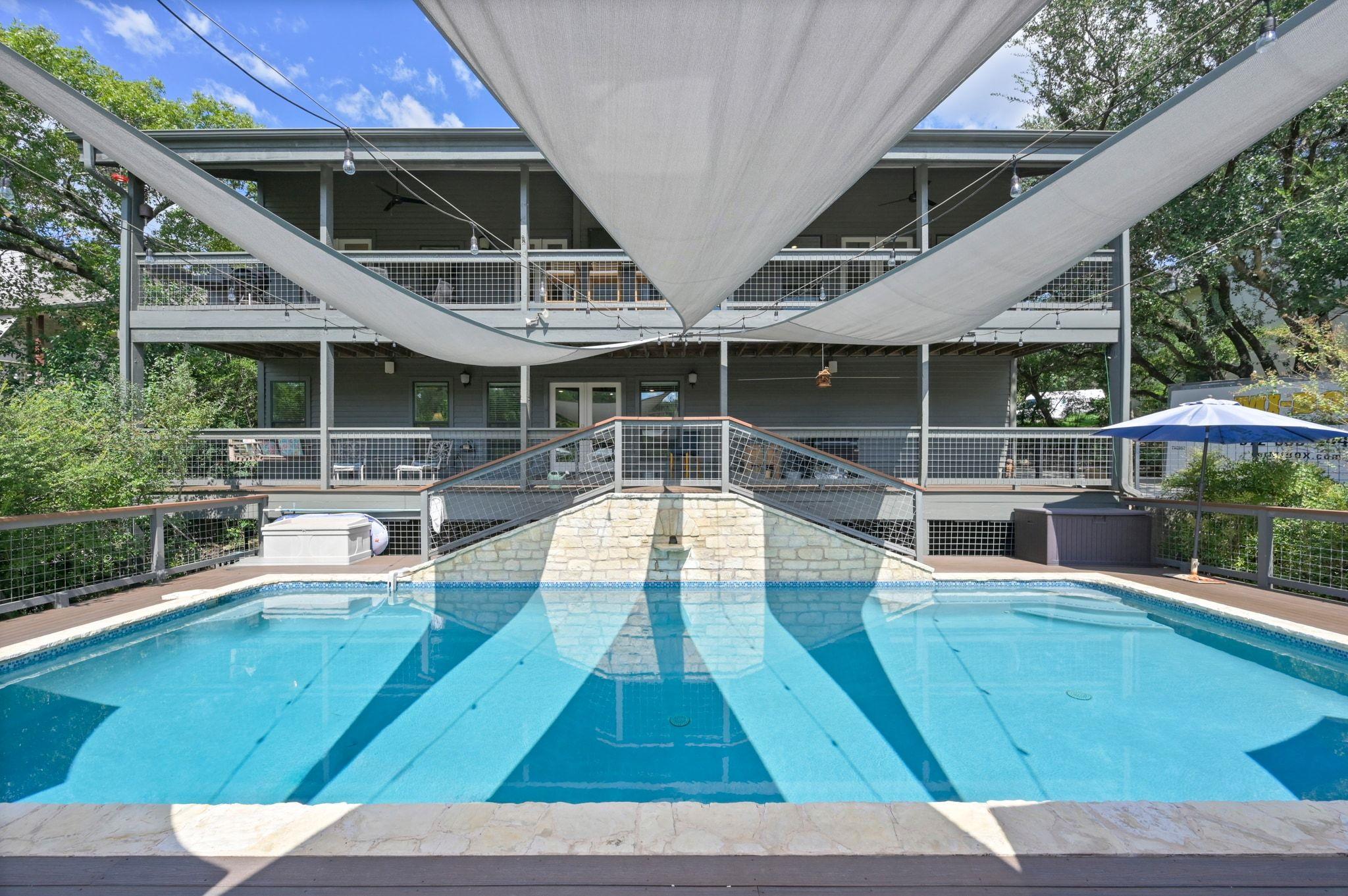 1718 Ben Crenshaw WAY