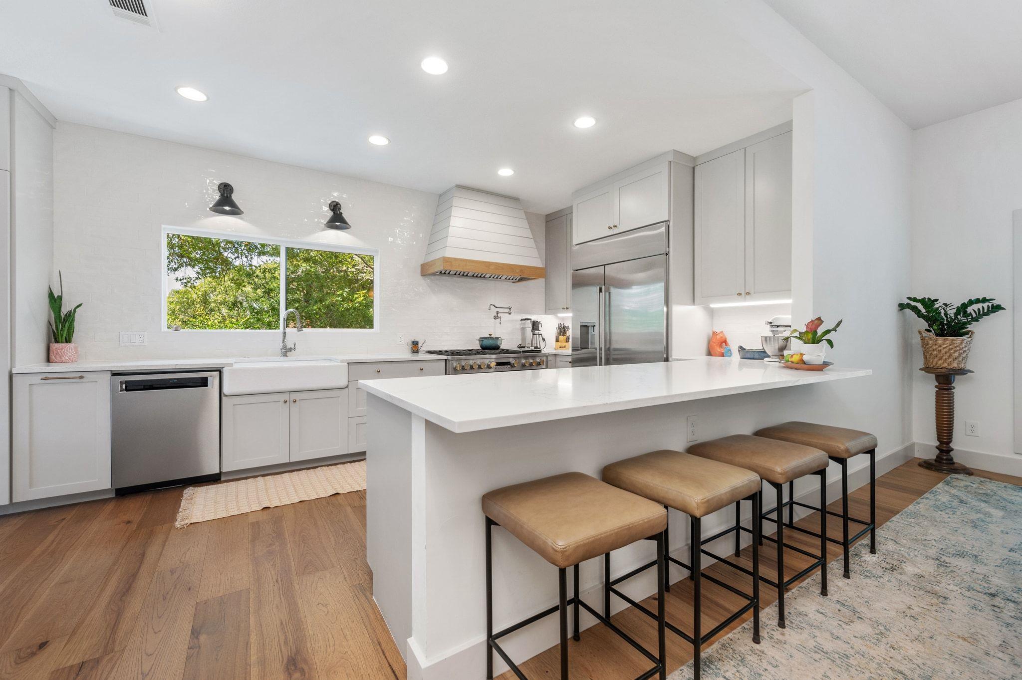 1718 Ben Crenshaw WAY