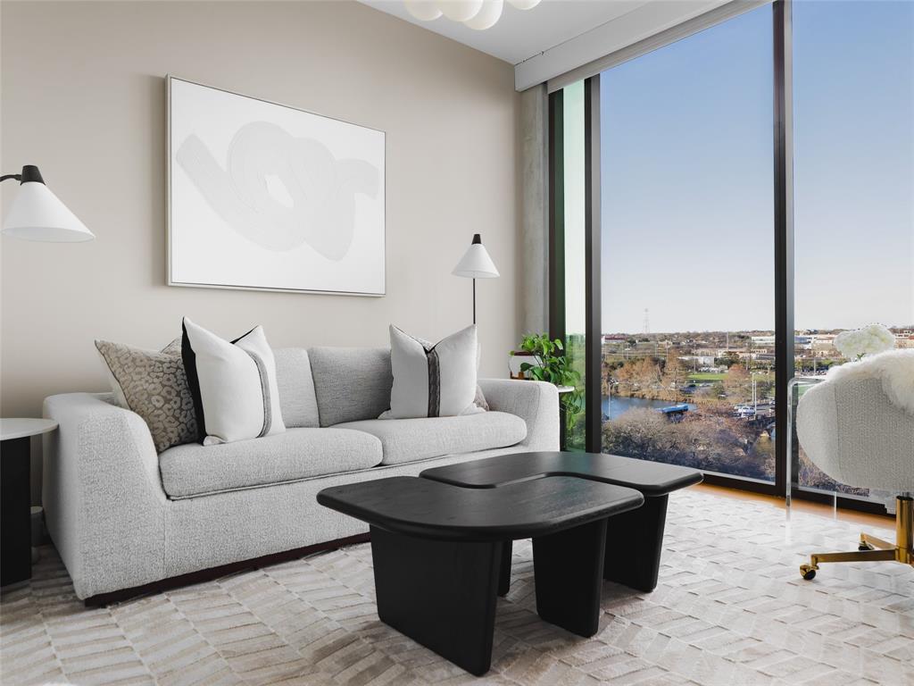 1211 W Riverside DR # 6A