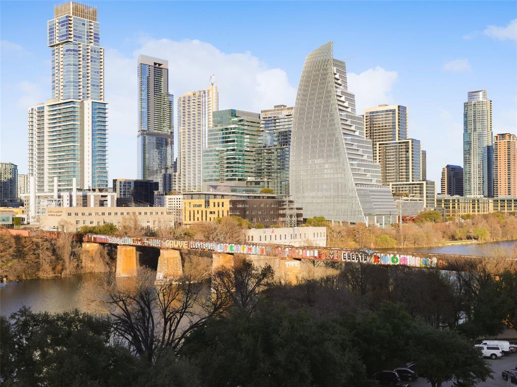 1211 W Riverside DR # 6A