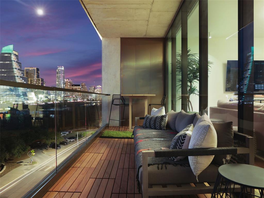 1211 W Riverside DR # 6A