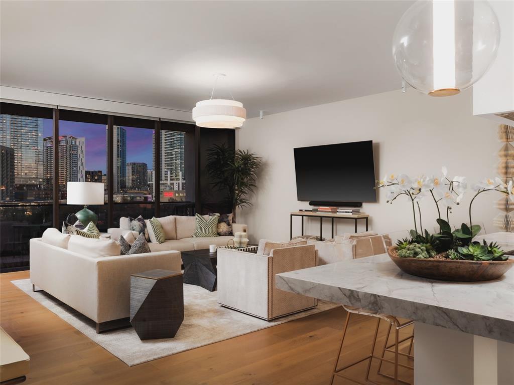 1211 W Riverside DR # 6A