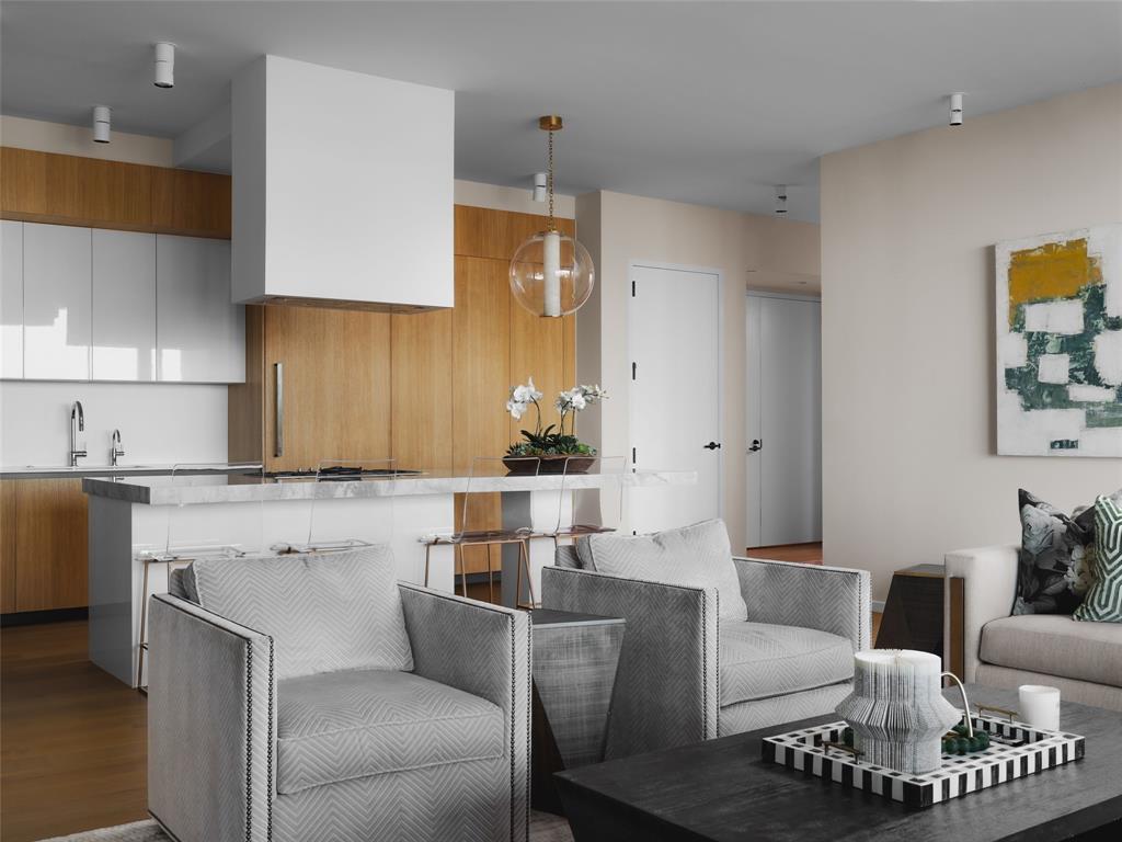 1211 W Riverside DR # 6A